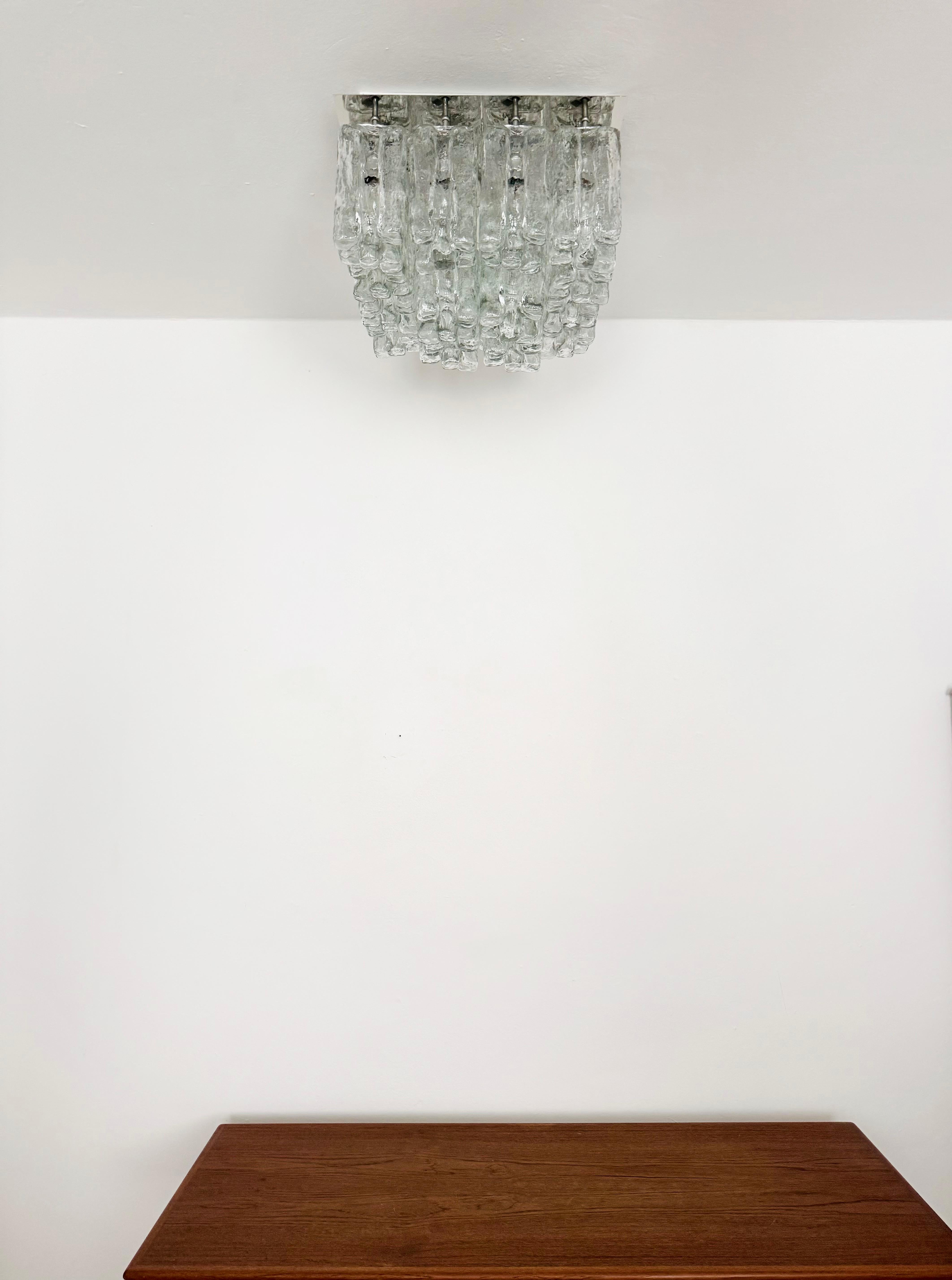 Luz empotrada grande Granada austriaca de J.T. Kalmar Metal en venta