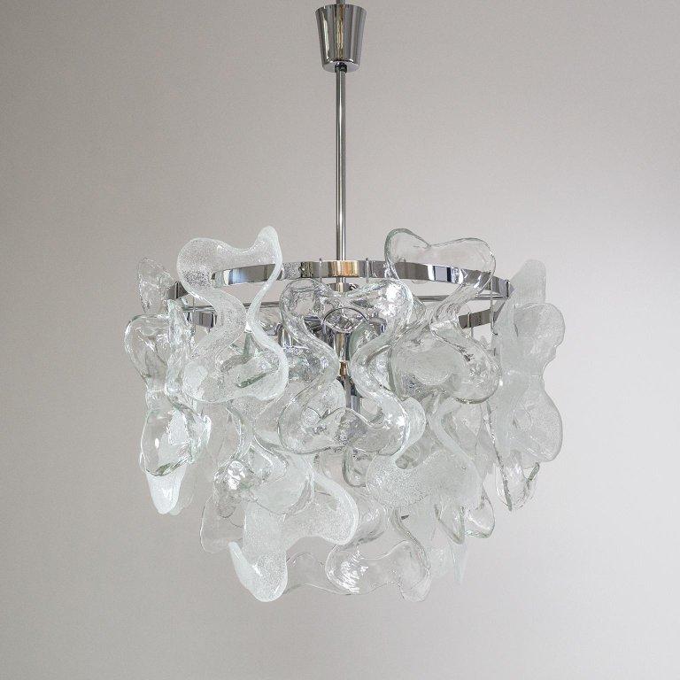 Grande lampadario austriaco in vetro del Medioevo 