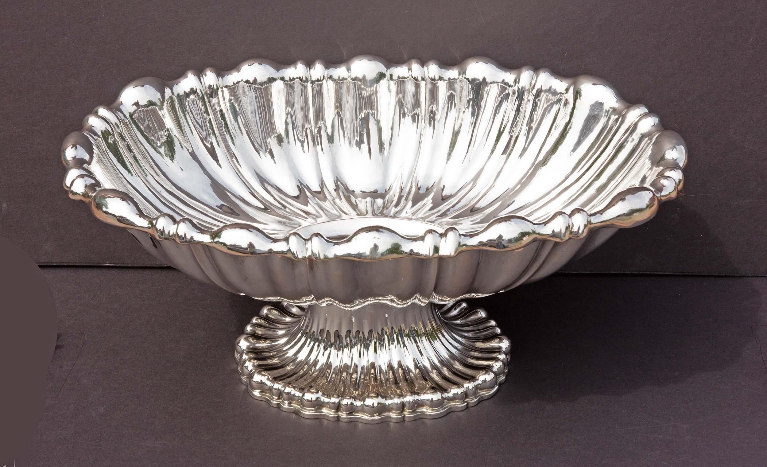 Large antique Austrian .800 silver centerpiece. Handwrought, 19th century. Hallmarks for Vienna, 1866-1872. 80 troy ounces.