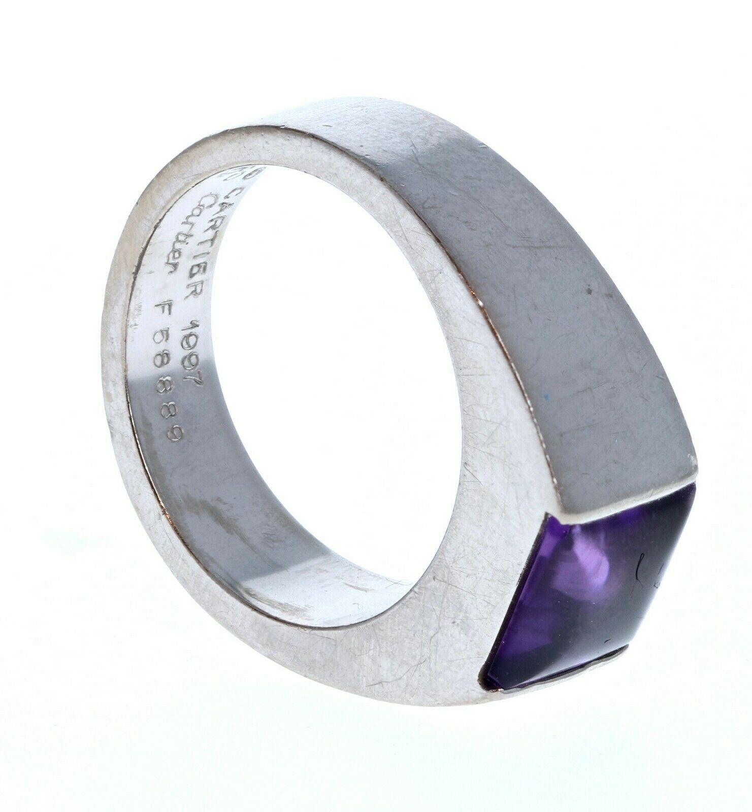 Authentic Cartier Tank 18K White Gold & Amethyst Ring 13.4g Size 53

For sale is a 18K white gold Cartier Tank wide Ring 
The ring is a size a EU 53 / US 6.5
1 amethyst  
 Perfect worn day or night.
 Get this stunning ring now!



Metal: 18k white