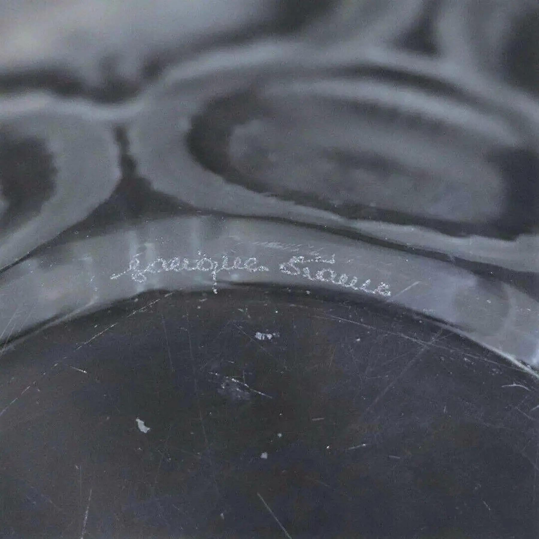 Large Authentic Lalique Thistle Bowl In Good Condition For Sale In Pasadena, CA