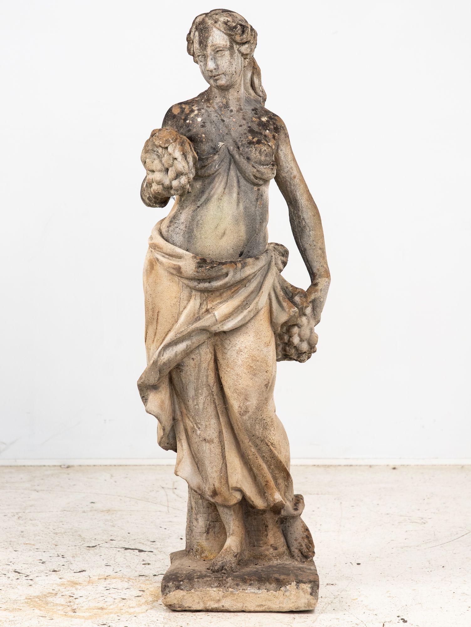 Große Herbstgöttin der Four Seasons Gartenfigur, Italien, Ende 20. im Angebot 6