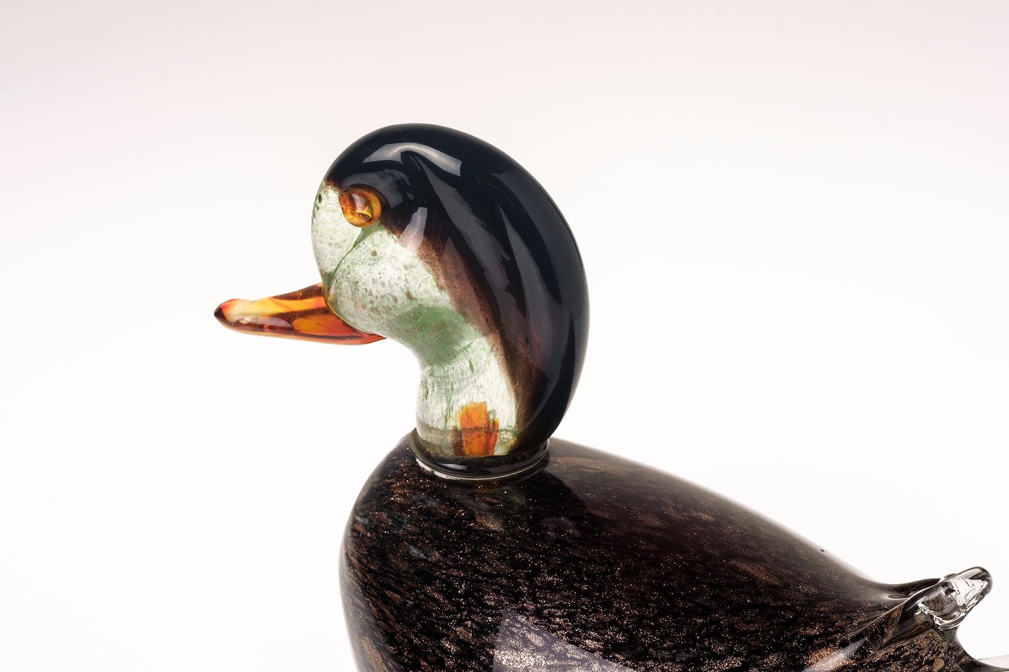 Hand-Crafted Large Aventurine Glass Sculpture of a Duck by Vincenzo Nason, Murano For Sale
