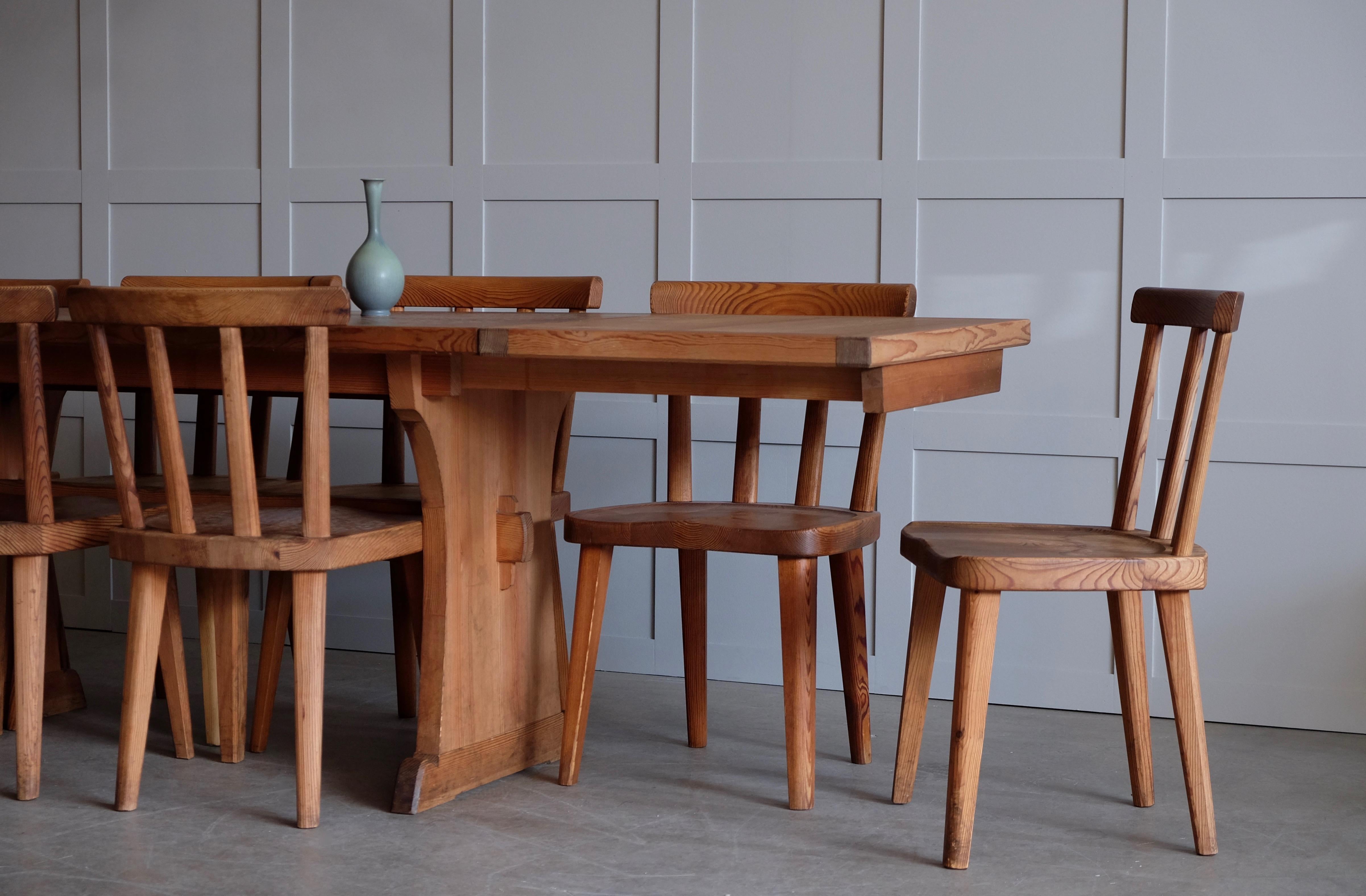 Rare dining table model 