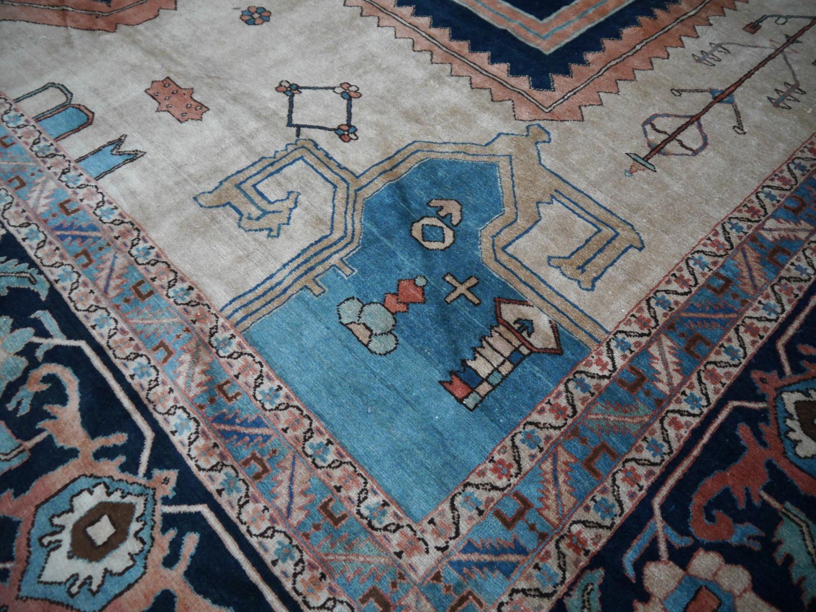 Heriz Azeri Teppich 20 x 16 Fuß 600 x 490 cm Bakhshaish Stil Djoharian Kollektion (Wolle) im Angebot