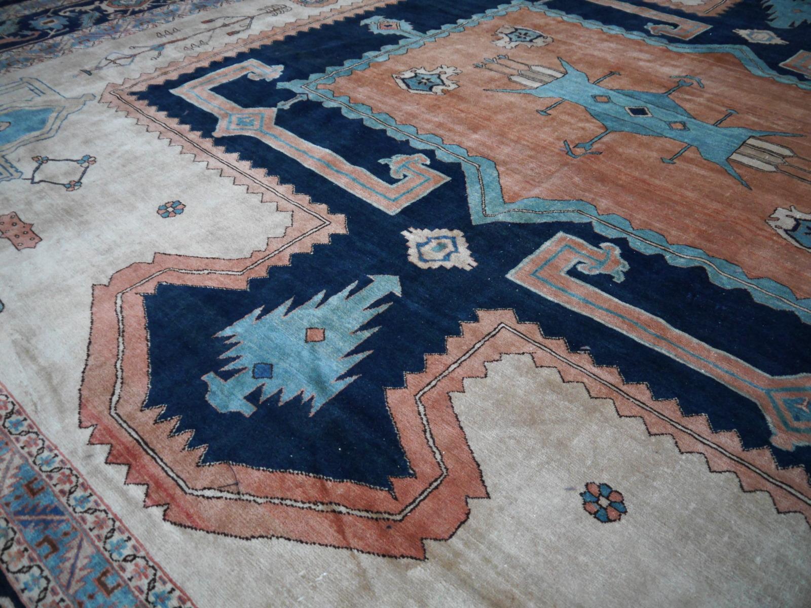 Wool Heriz Azeri Rug 20 x 16 ft - 600 x 490 cm Bakhshaish Style Djoharian Collection For Sale