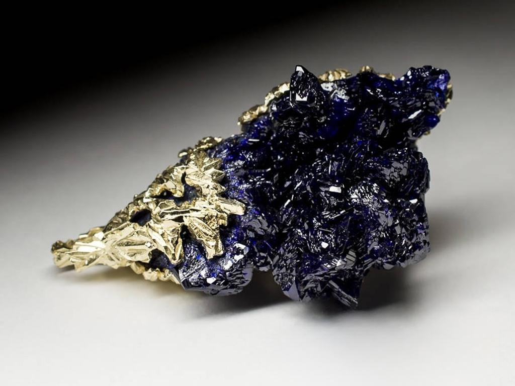 Large Azurite Crystal Cluster Gold Pendant Deep Blue style For Sale 2