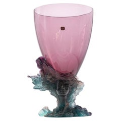Grand vase en verre d'art de Baccarat avec visage, bleu rose, France