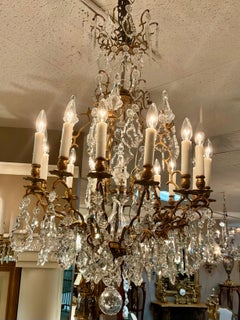Large baccarat bronze and crystal chandelier with fifteen lights