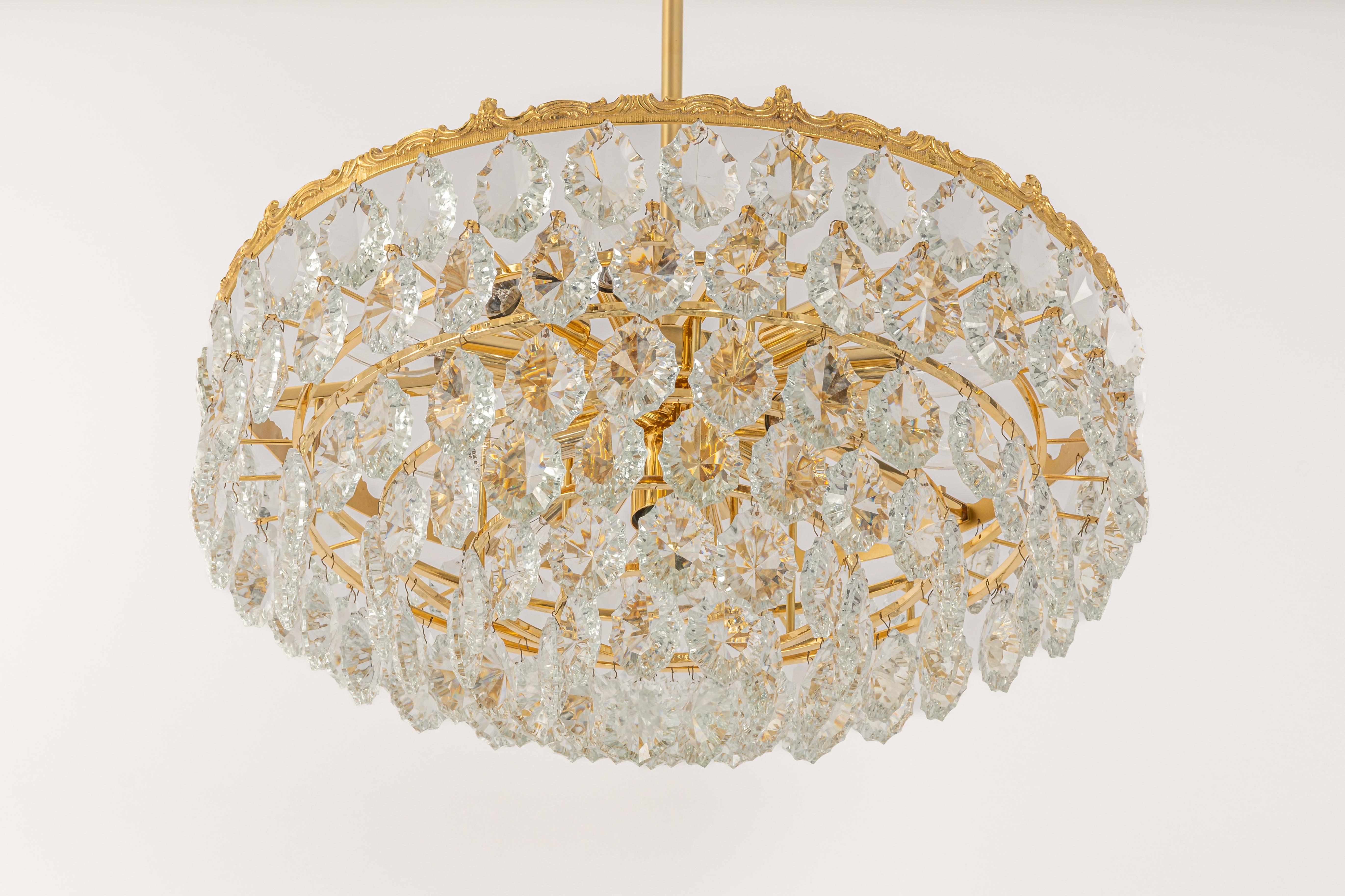 Austrian Large Bakalowits Chandelier, Brass and Crystal Glass, Austria, 1960s For Sale