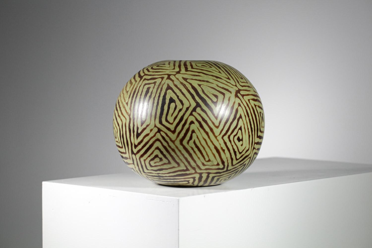 Unknown Large Ball Vase with Geometrical Design Art Deco Style - E088 For Sale
