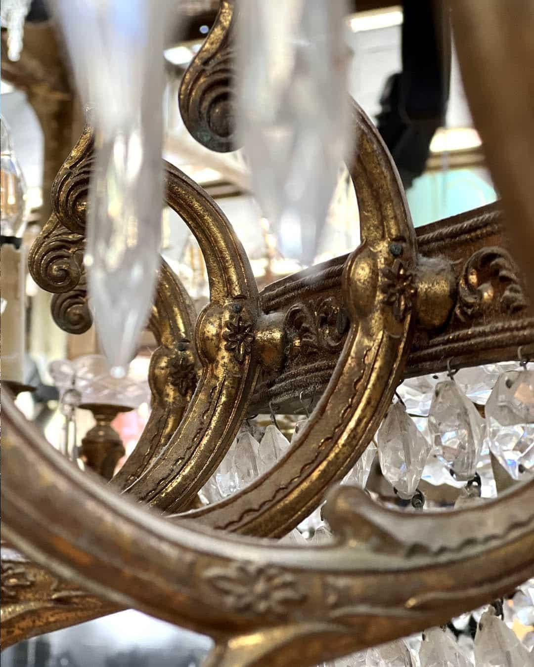 Metal Large balloon chandelier 2m in diameter For Sale