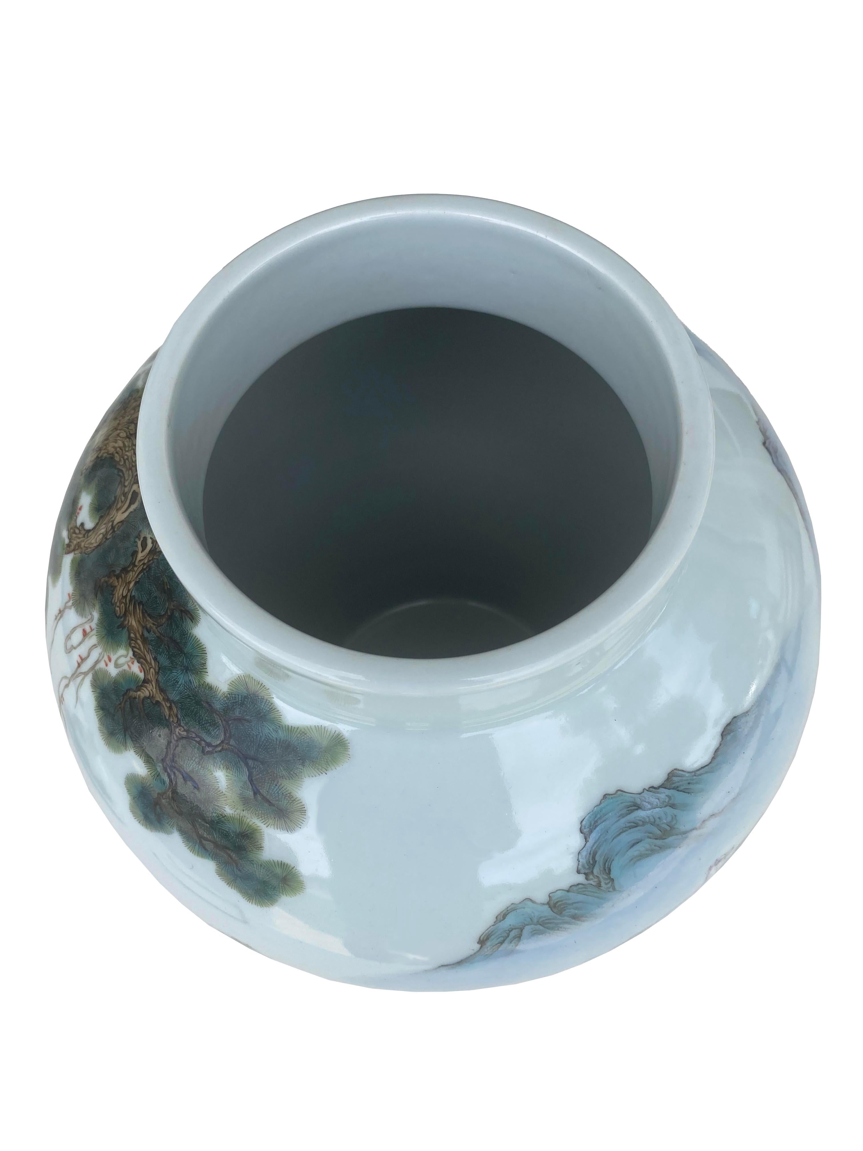 20ième siècle Grand pot à balustre avec couvercle - Collection Ann & Gordon Getty en vente
