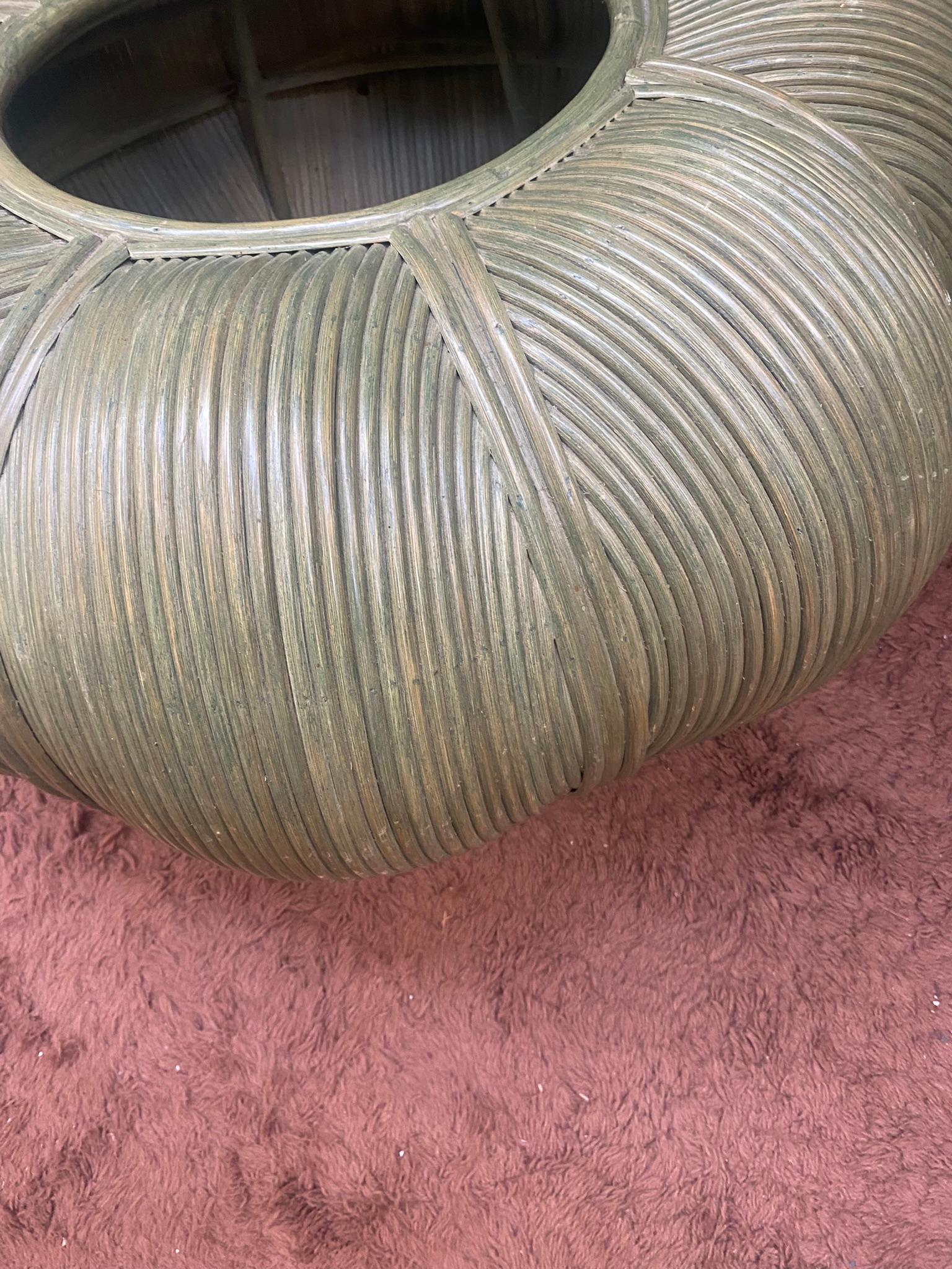 Large Bamboo and Rattan flowerpot , circa 1970 For Sale 7
