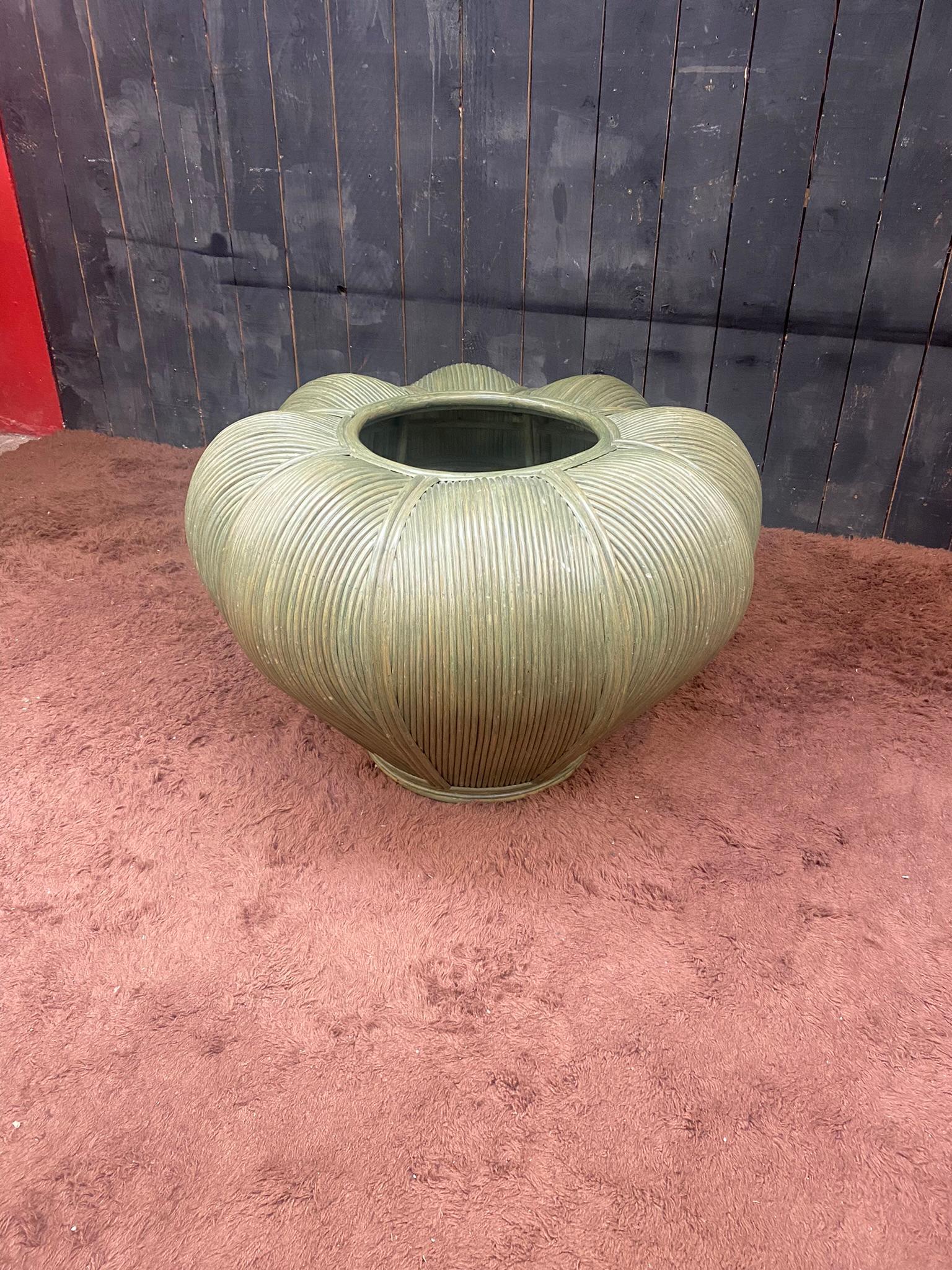 Large Bamboo and Rattan flowerpot , circa 1970 For Sale 3