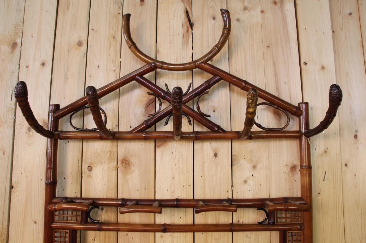 Japonisme Grand porte-manteau en bambou Fin du 19e siècle en vente