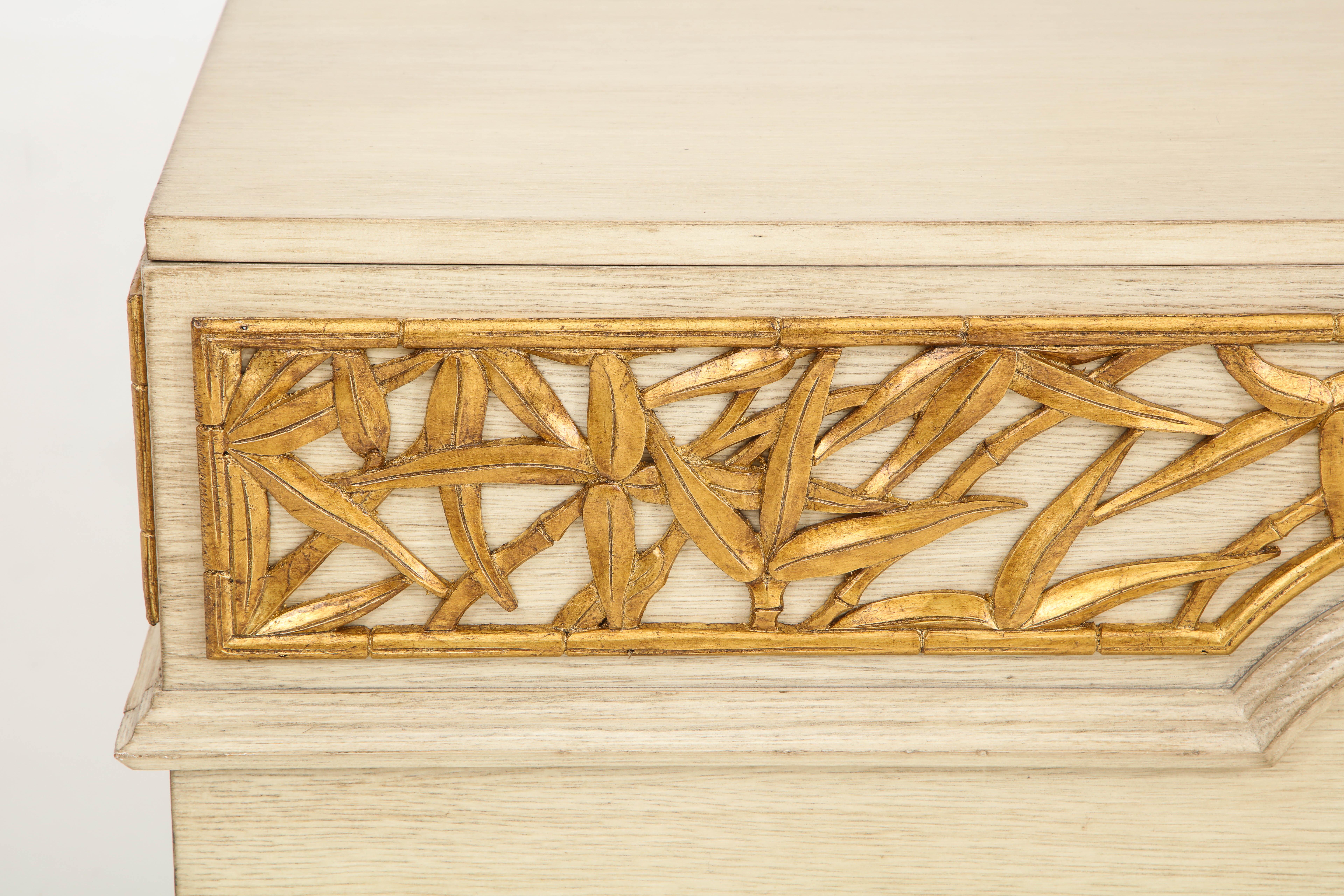 Comò grande in bambù di James Mont In condizioni buone in vendita a New York, NY