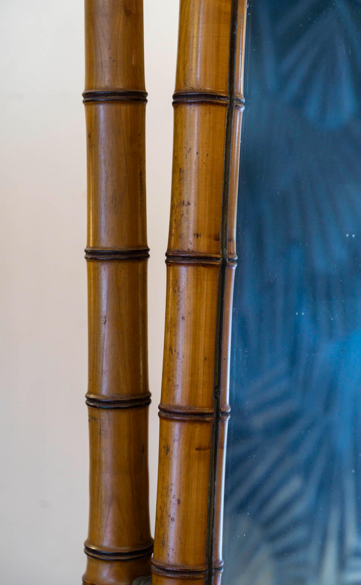 Francese Grande specchio Psiche in legno in stile bambù, XIX secolo, periodo Napoleone III. in vendita