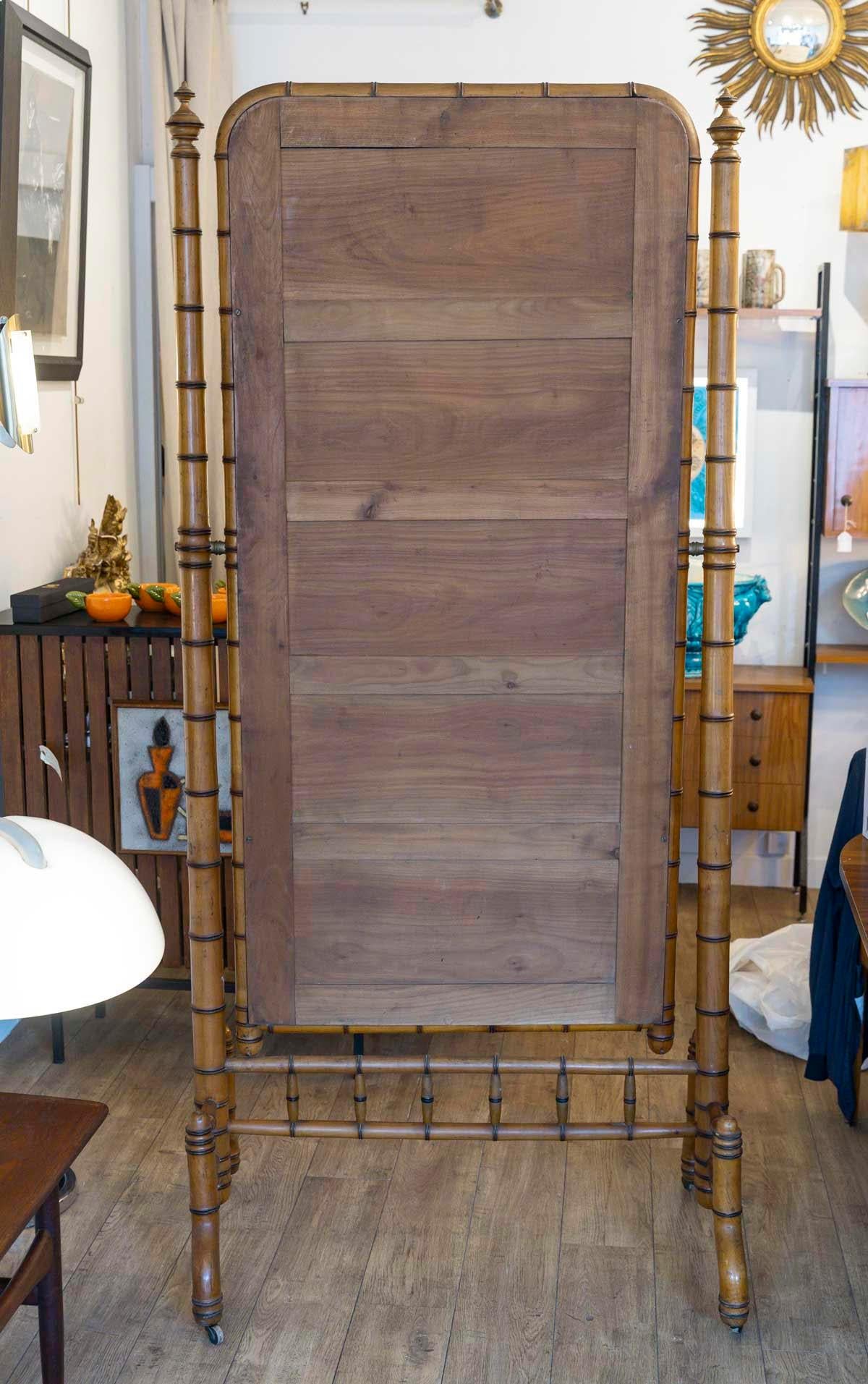 Grande specchio Psiche in legno in stile bambù, XIX secolo, periodo Napoleone III. in vendita 3