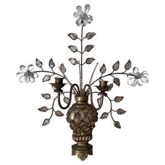 Grande applique in metallo dorato, gesso e vetro di Banci