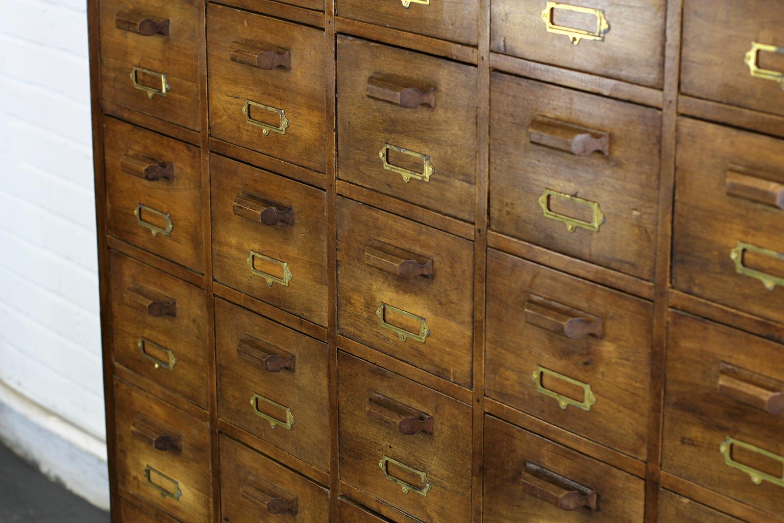 Large Bank of French Haberdashery Drawers, circa 1940s In Good Condition In Gloucester, GB
