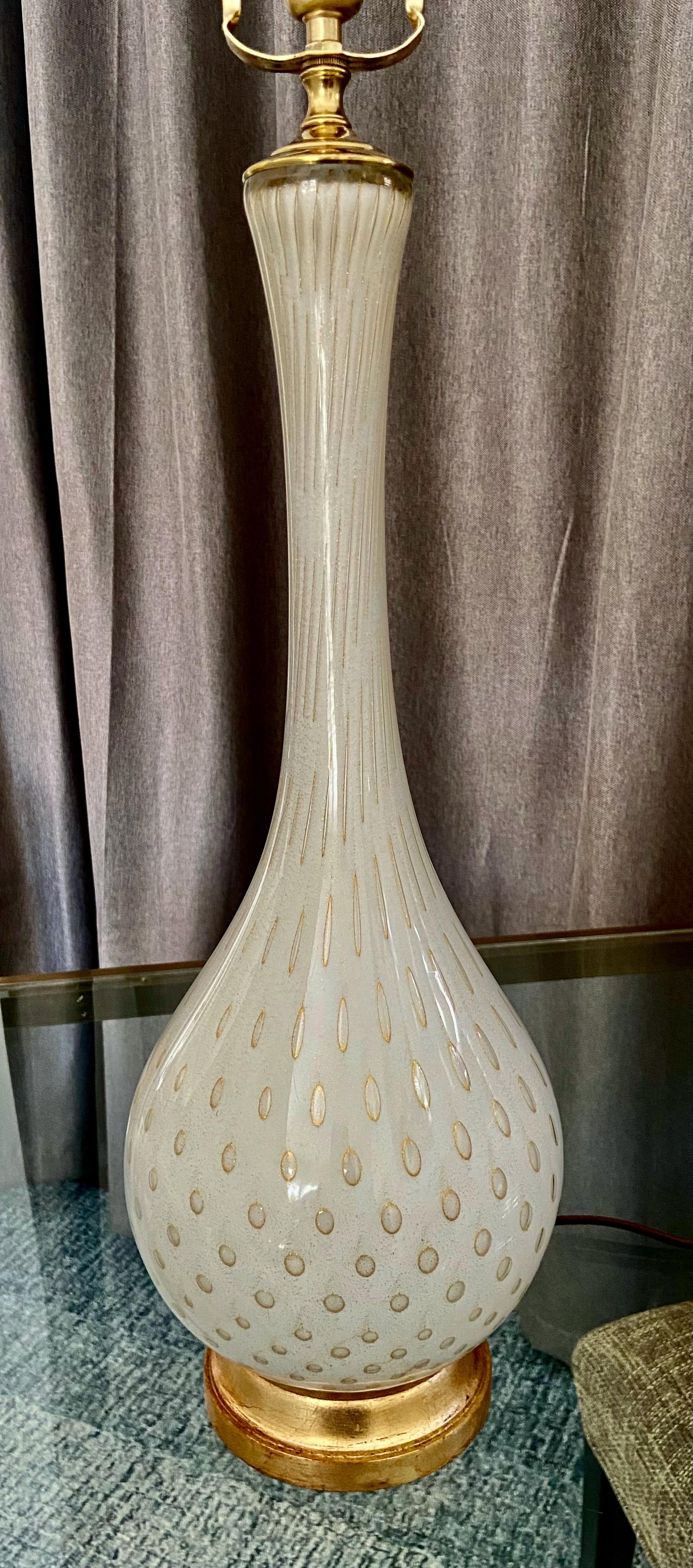 Grande lampe de bureau Barbini en verre de Murano or blanc en vente 8