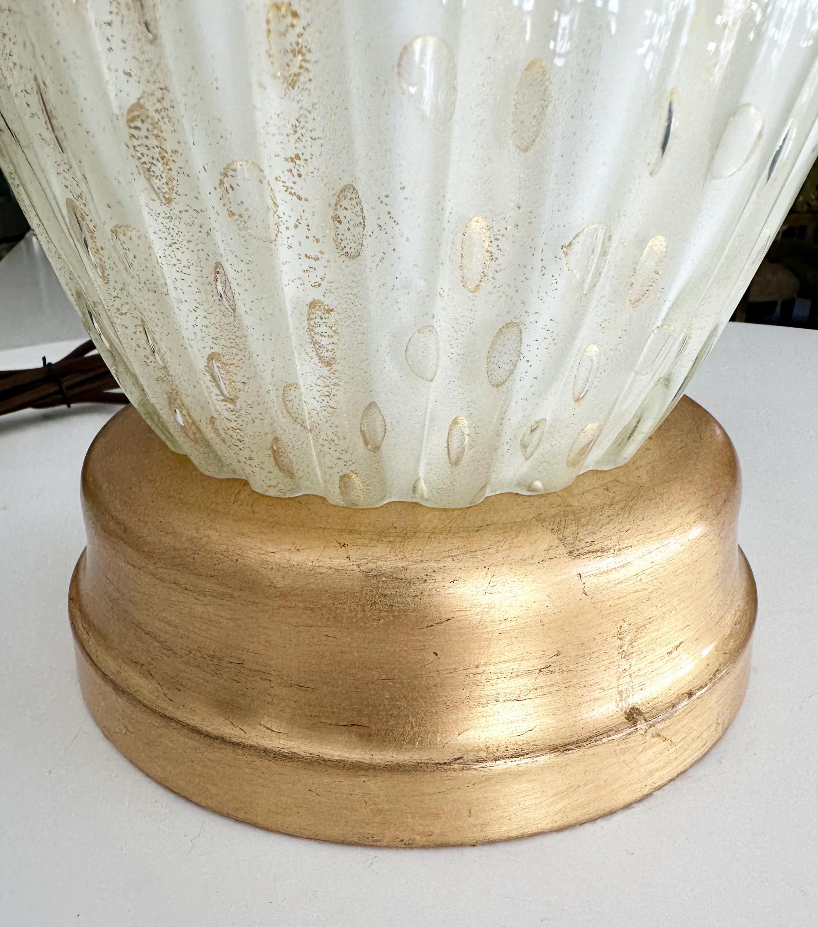 Large Barbini Murano White Gold Ribbed Glass Table Lamp For Sale 9