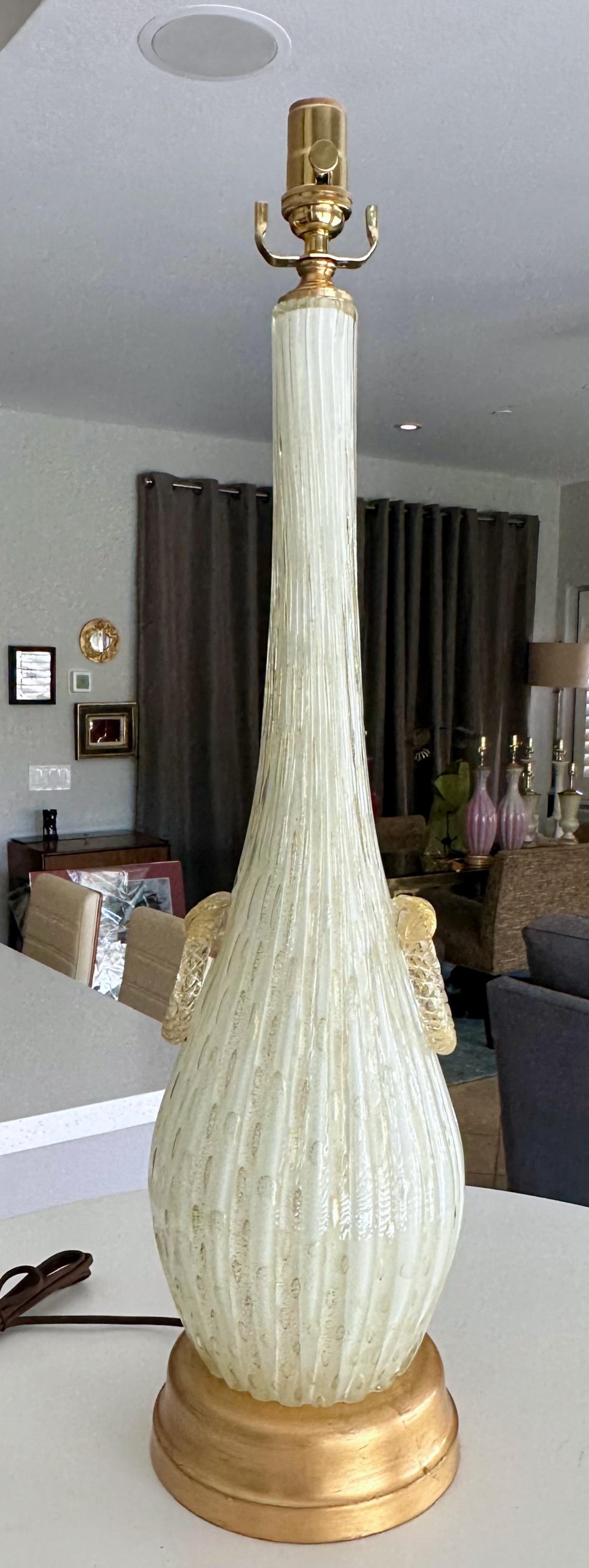 Large Barbini Murano White Gold Ribbed Glass Table Lamp For Sale 10