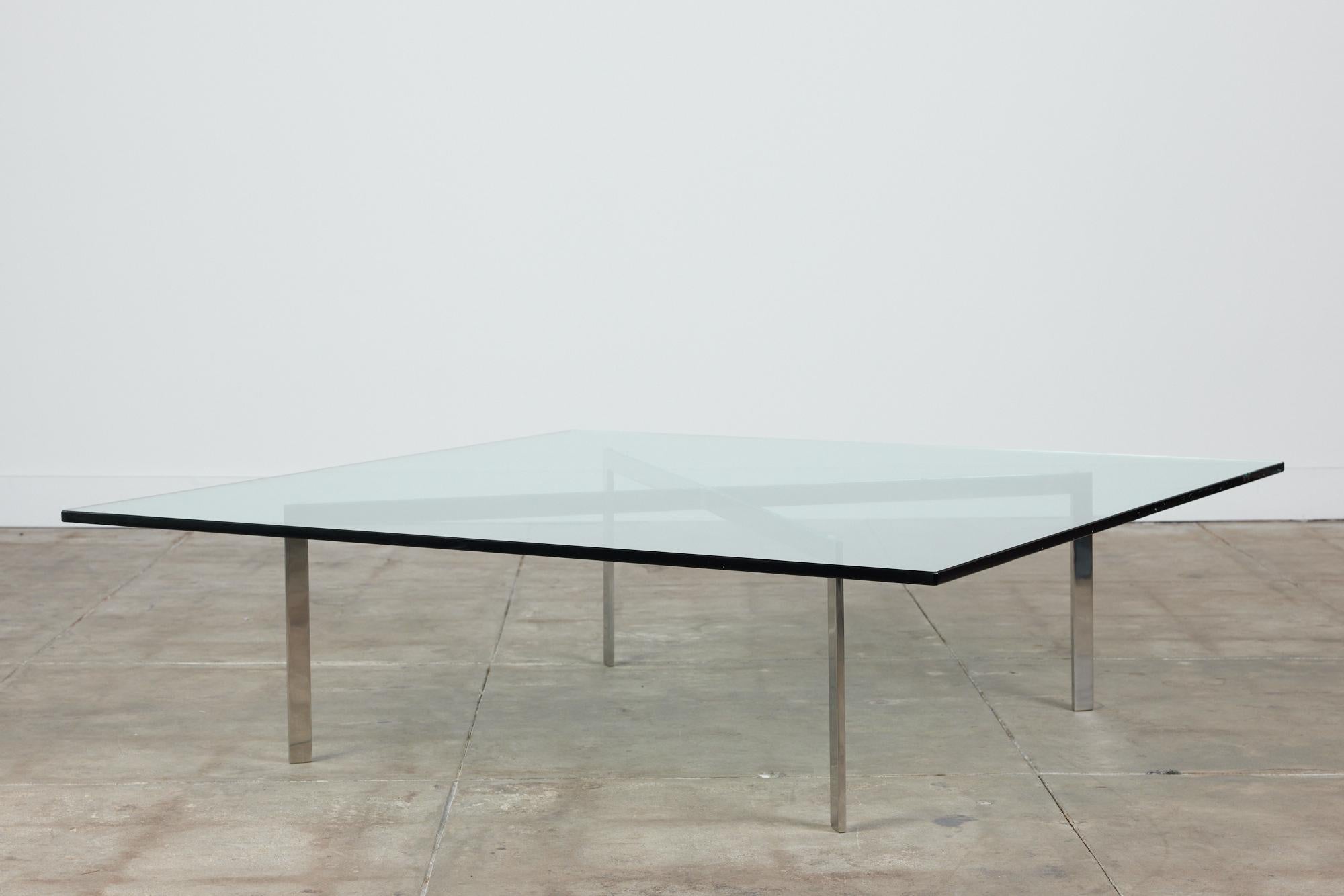 mies van der rohe coffee table