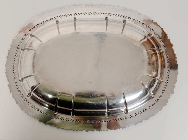 Large Barker Ellis, Menorah Hallmark Silverplate Oval Bowl, Early 20th c In Good Condition For Sale In valatie, NY
