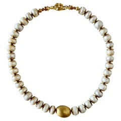 Large Baroque Pearl and Brushed Gilt Brass Choker Necklace -22 cm, 100 g