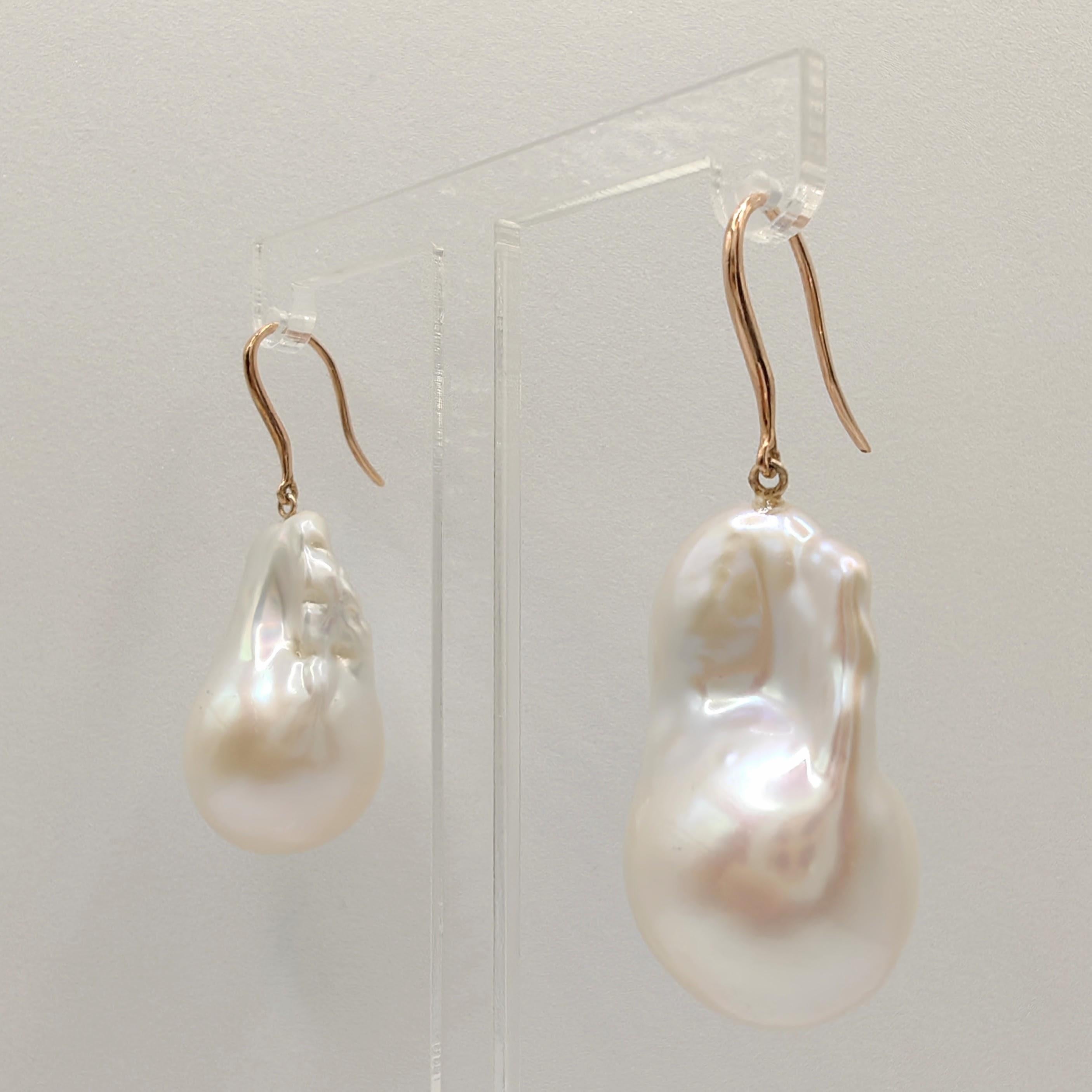 Contemporary Large Baroque Pearl Dangling Drop Earrings With 18K Rose Gold French Hooks