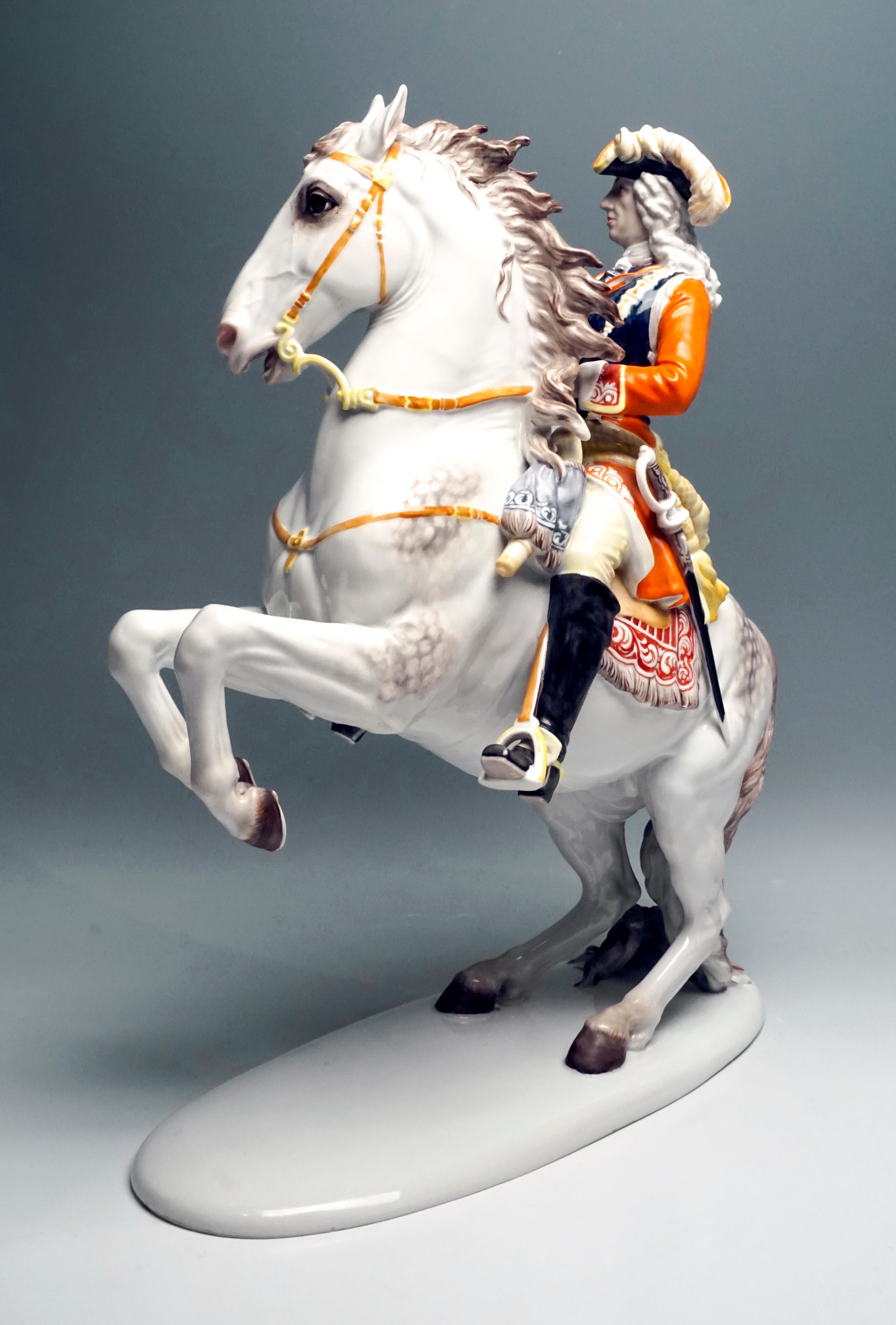 Depiction of Prince Eugene of Savoy with baroque curly wig and trident, with torso armor over red coat on horseback. The 'Golden Fleece', one of the oldest and most important knightly orders, lies around his neck, and he is holding the Field