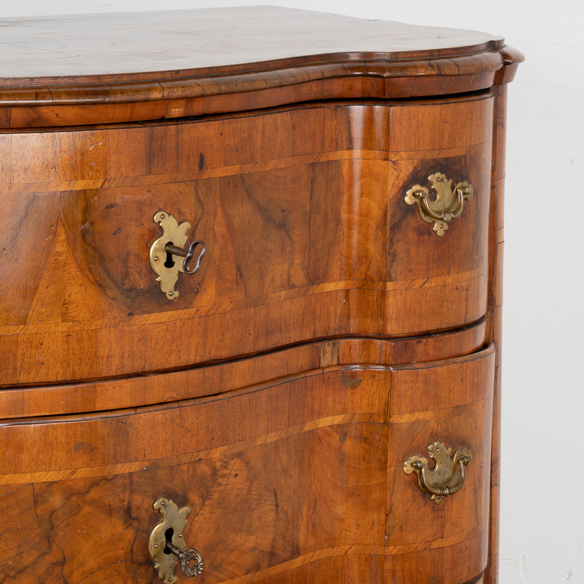 Large Baroque Walnut Chest of Three Drawers, Germany circa 1760 For Sale 2