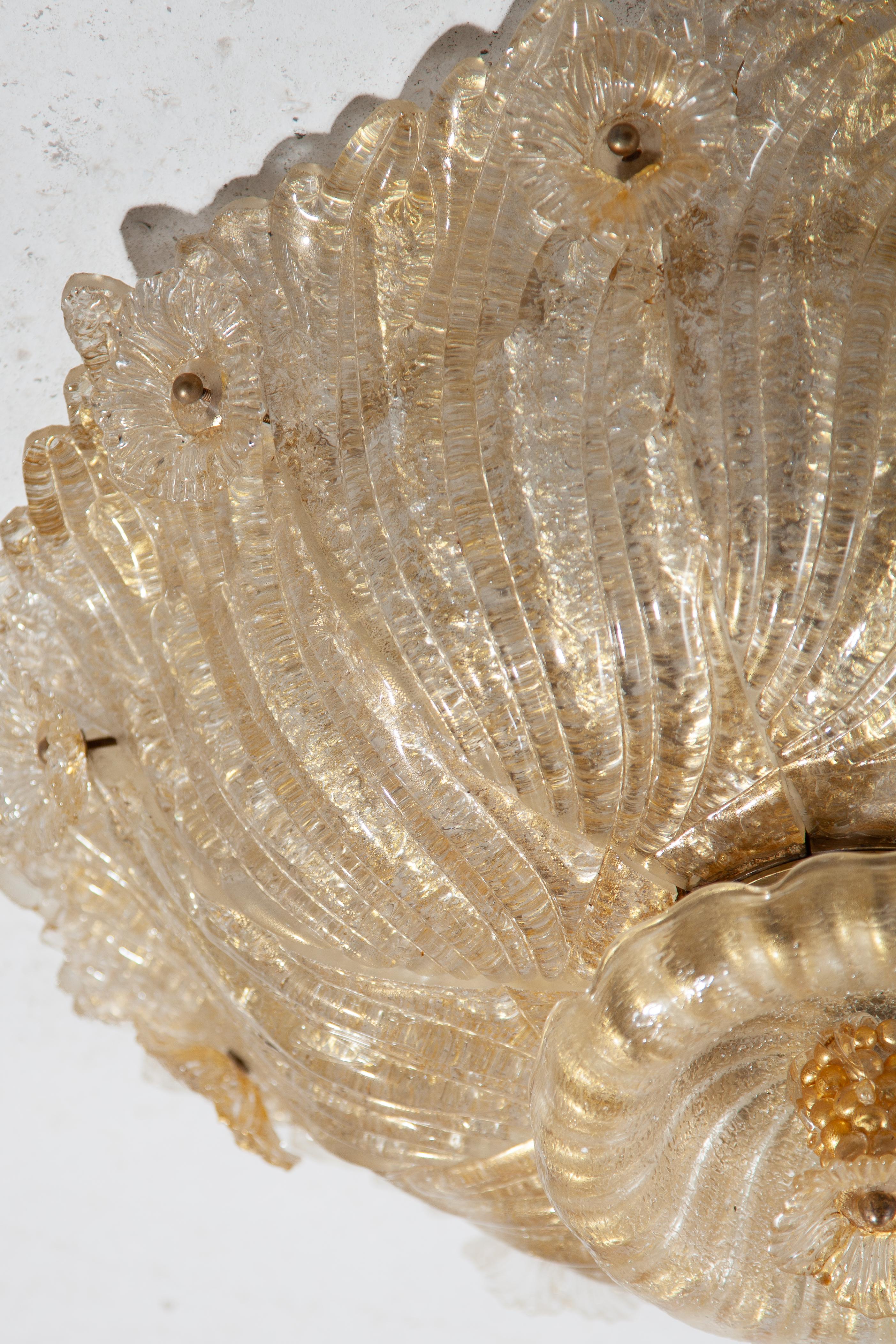 Grande lampadario Barovier&Toso in vetro artistico dorato a forma di fiore di Murano in vendita 2