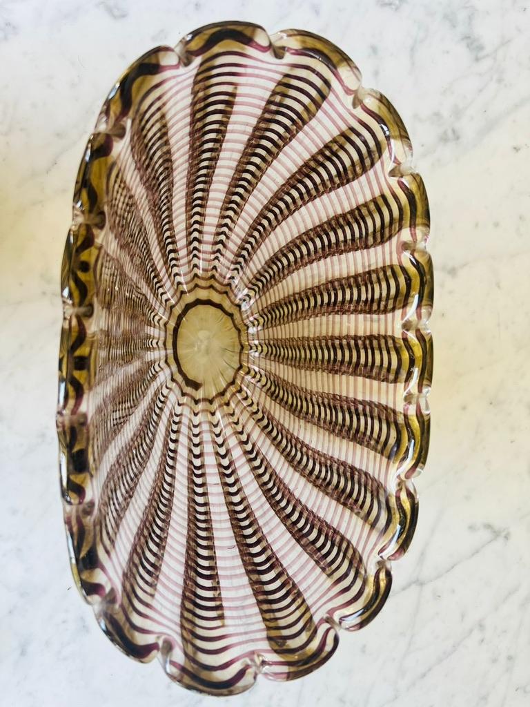 Milieu du XXe siècle Grand vase en verre de Murano 