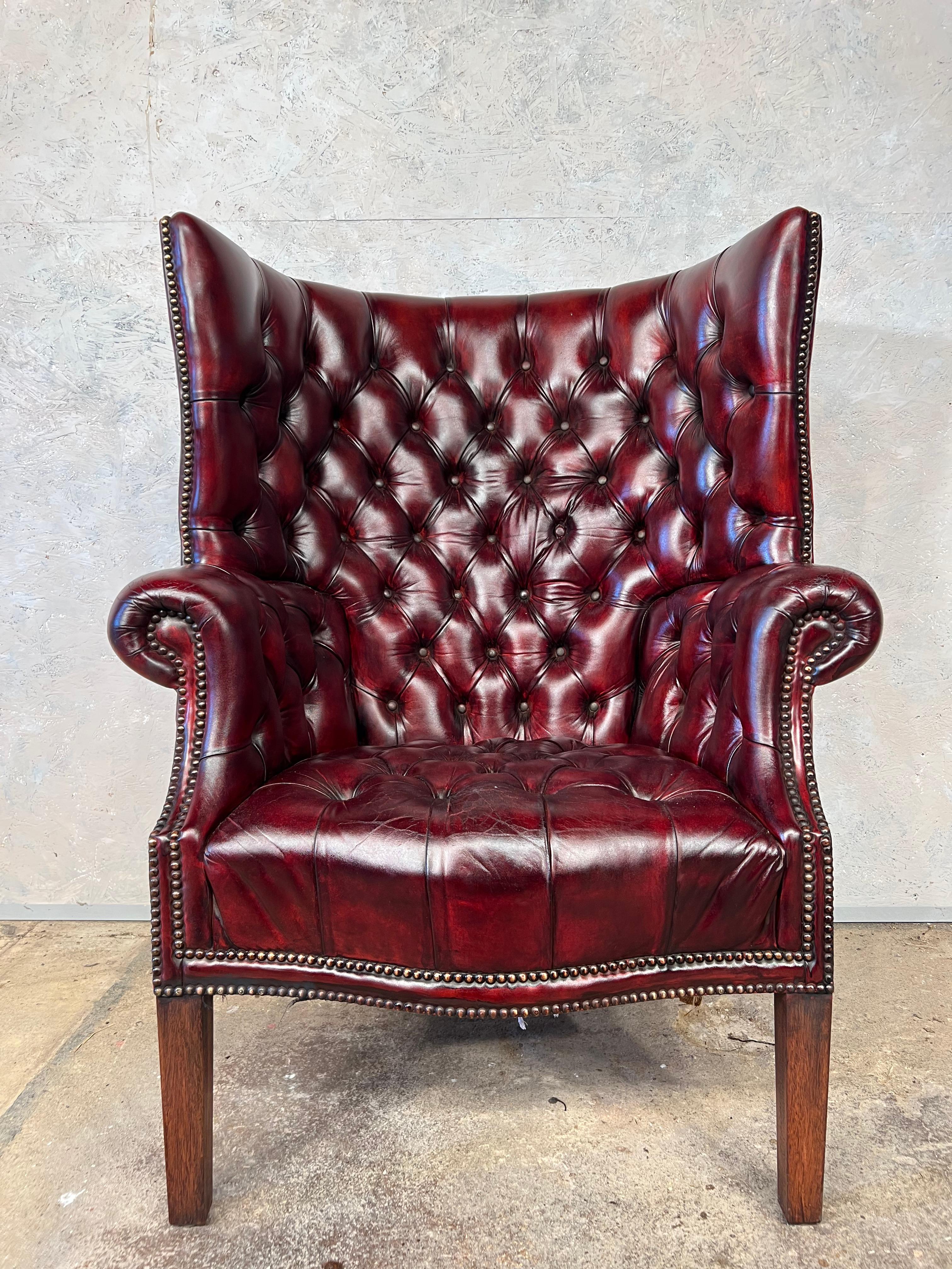 A large Georgian Barrel back chesterfield leather arm chair.

A stunning chair, with a beautiful shape, fully buttoned, with a beautiful hand dyed chestnut brown colour, patina and finish.

 