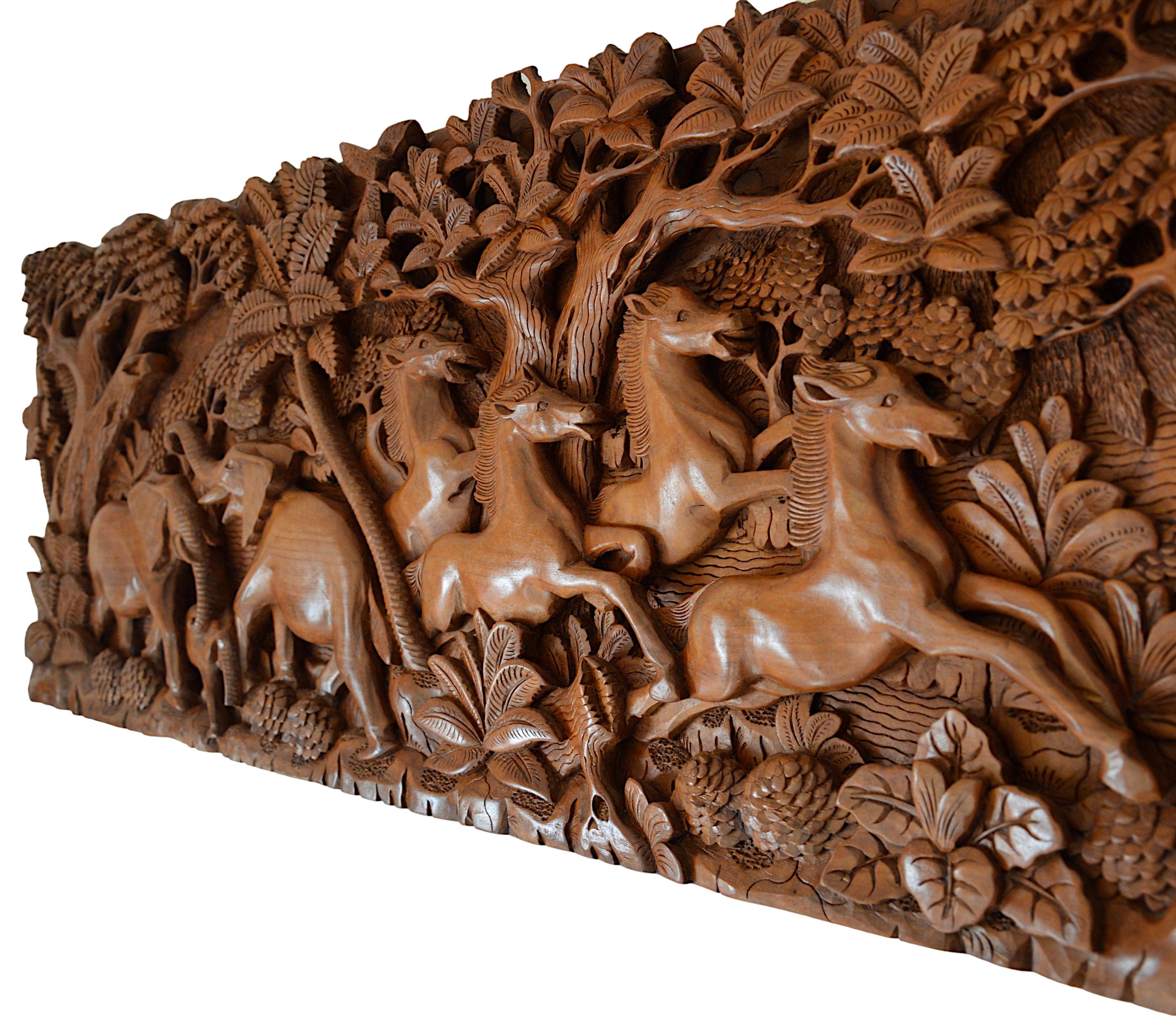 Large Bas-Relief with Exotic Animals and Forest, 1950s-1960s In Good Condition For Sale In Saint-Amans-des-Cots, FR