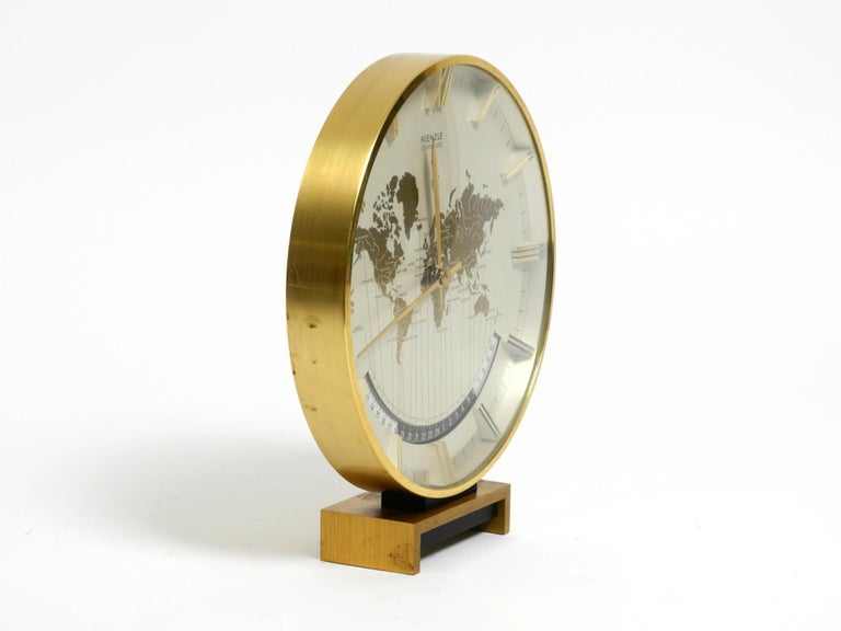 Large battery-operated brass world clock Heinrich Möller for