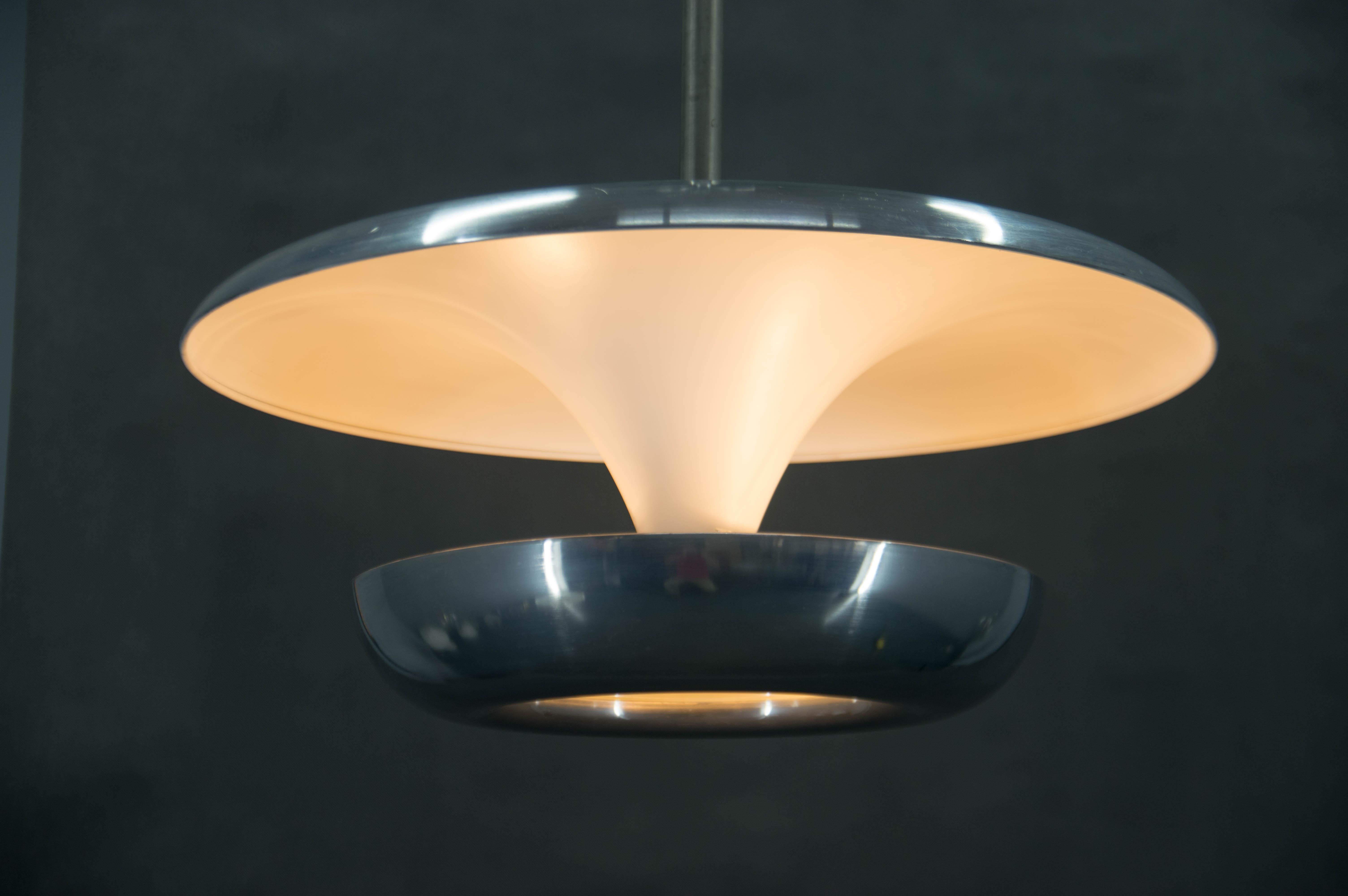 Ceco Grande lampadario Bauhaus di IAS, anni '20 in vendita
