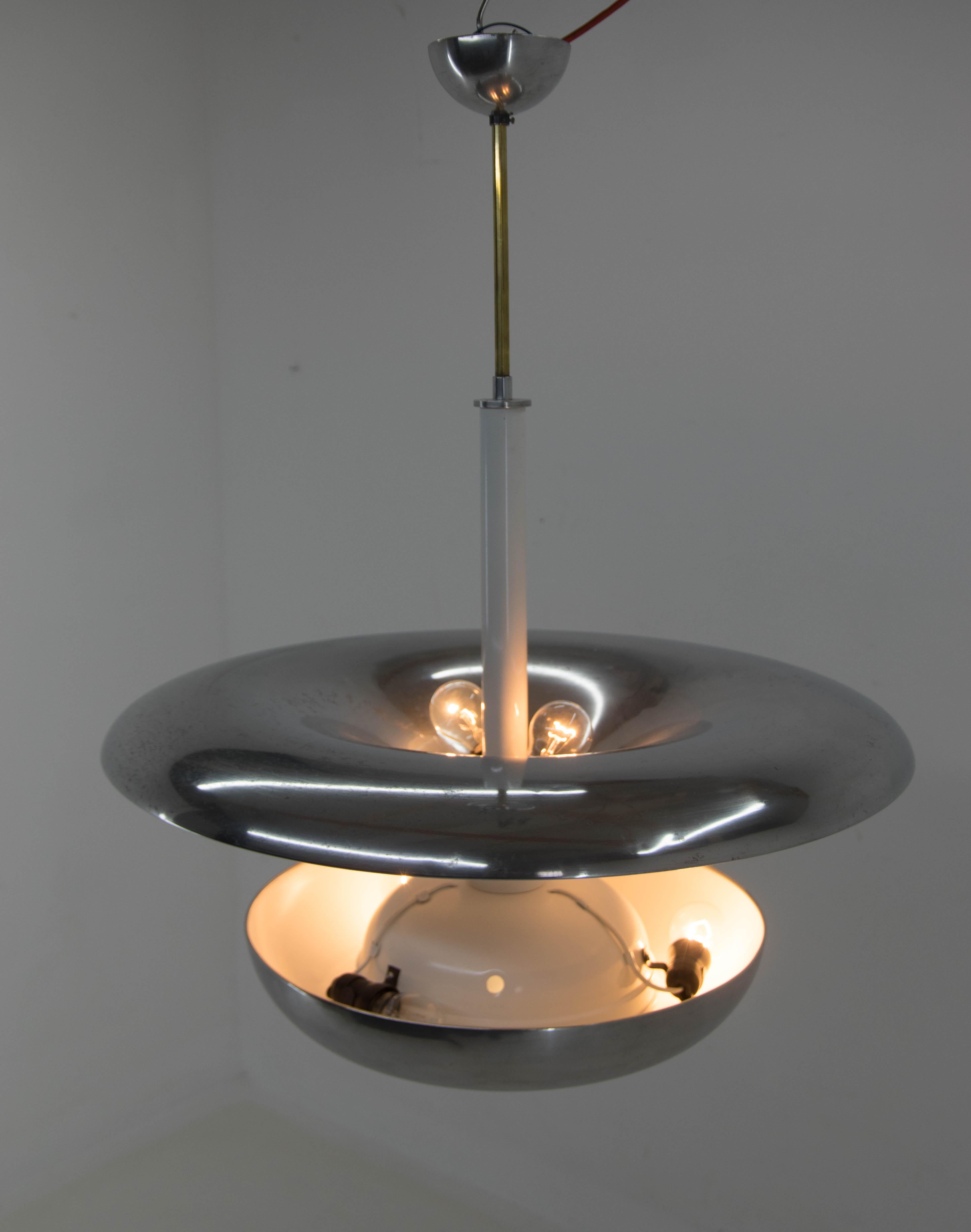 Large Bauhaus Chandelier by IAS, 1920s, Restored In Good Condition For Sale In Praha, CZ