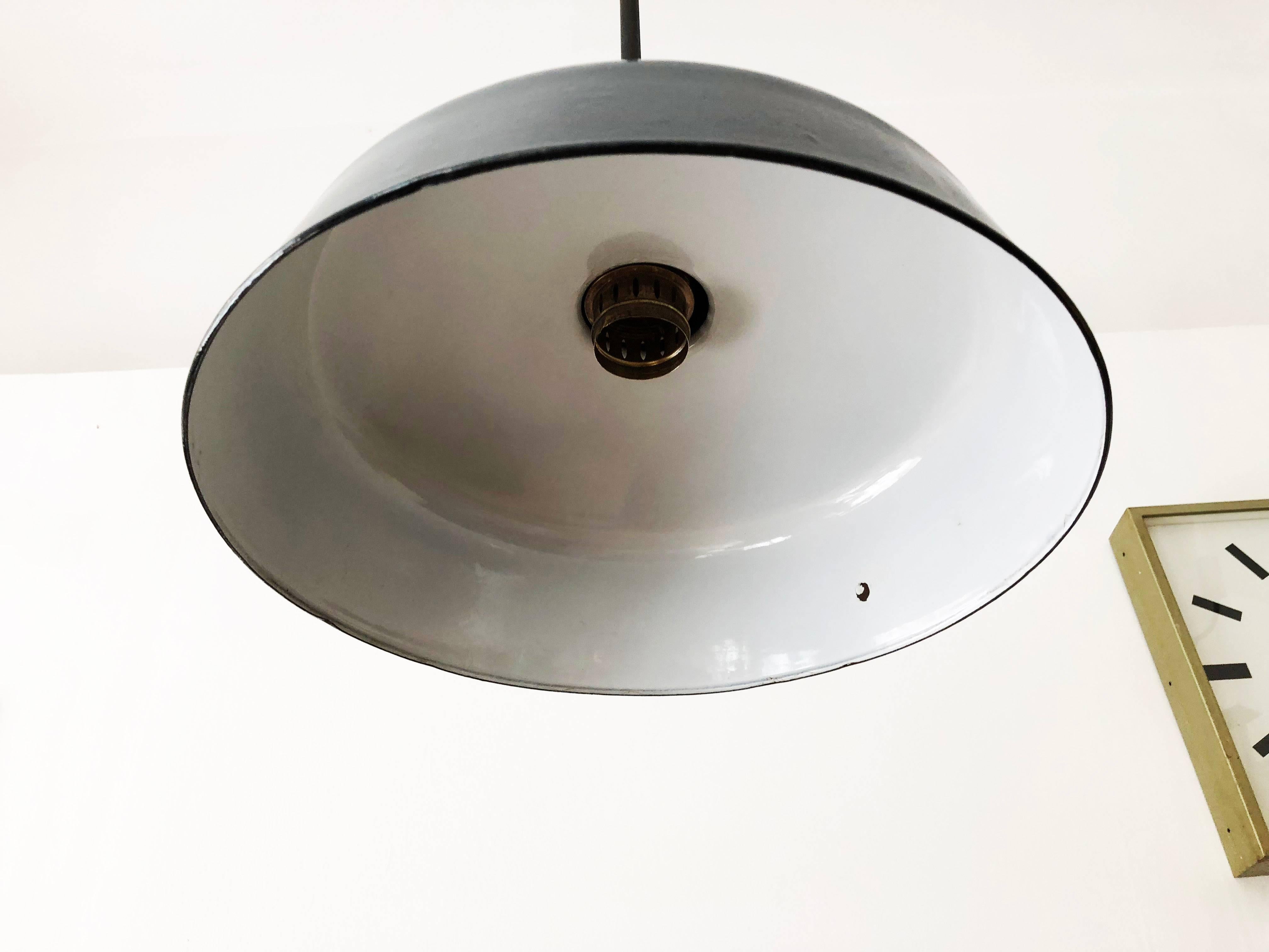 Mid-20th Century Large Bauhaus Industrial Enamel Lamp by Siemens For Sale
