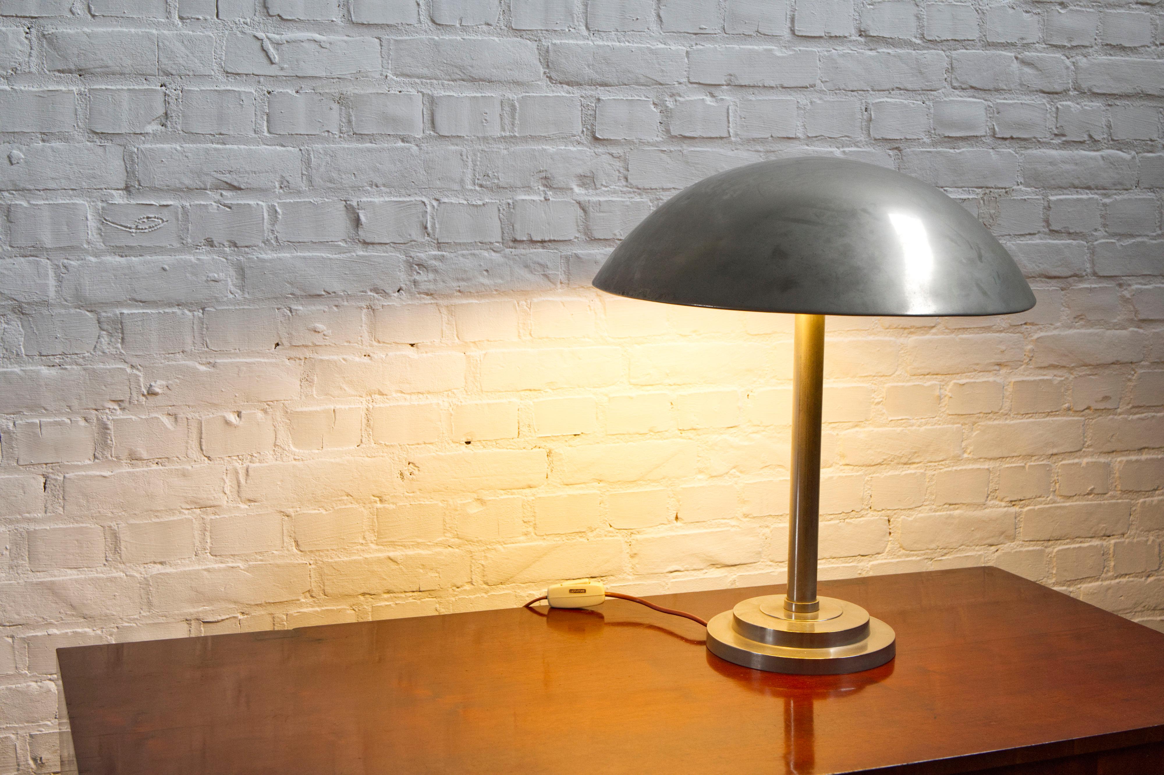 Grande lampada da tavolo Bauhaus nichelata, anni '20 in vendita 5