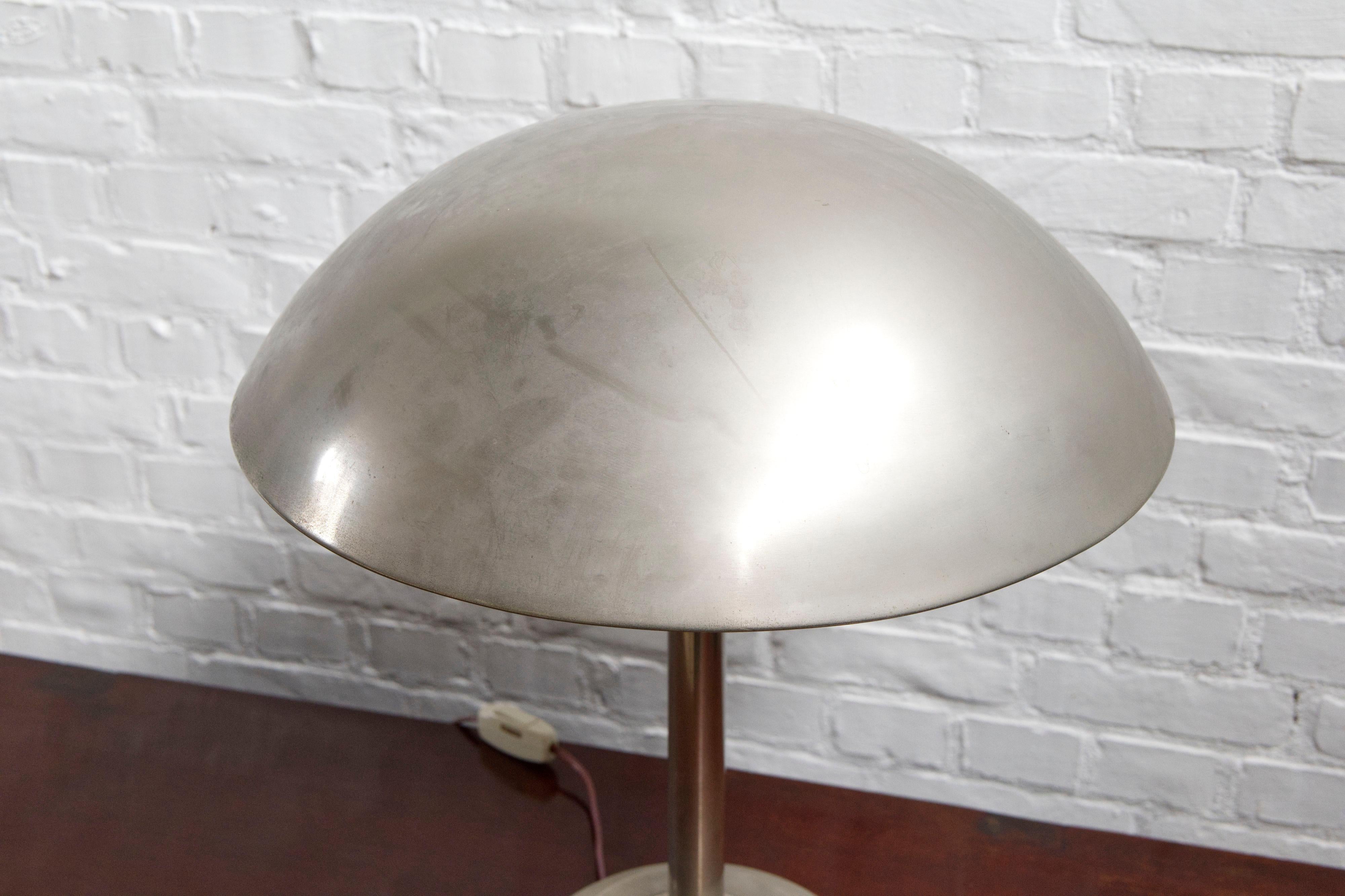 Grande lampada da tavolo Bauhaus nichelata, anni '20 in vendita 7
