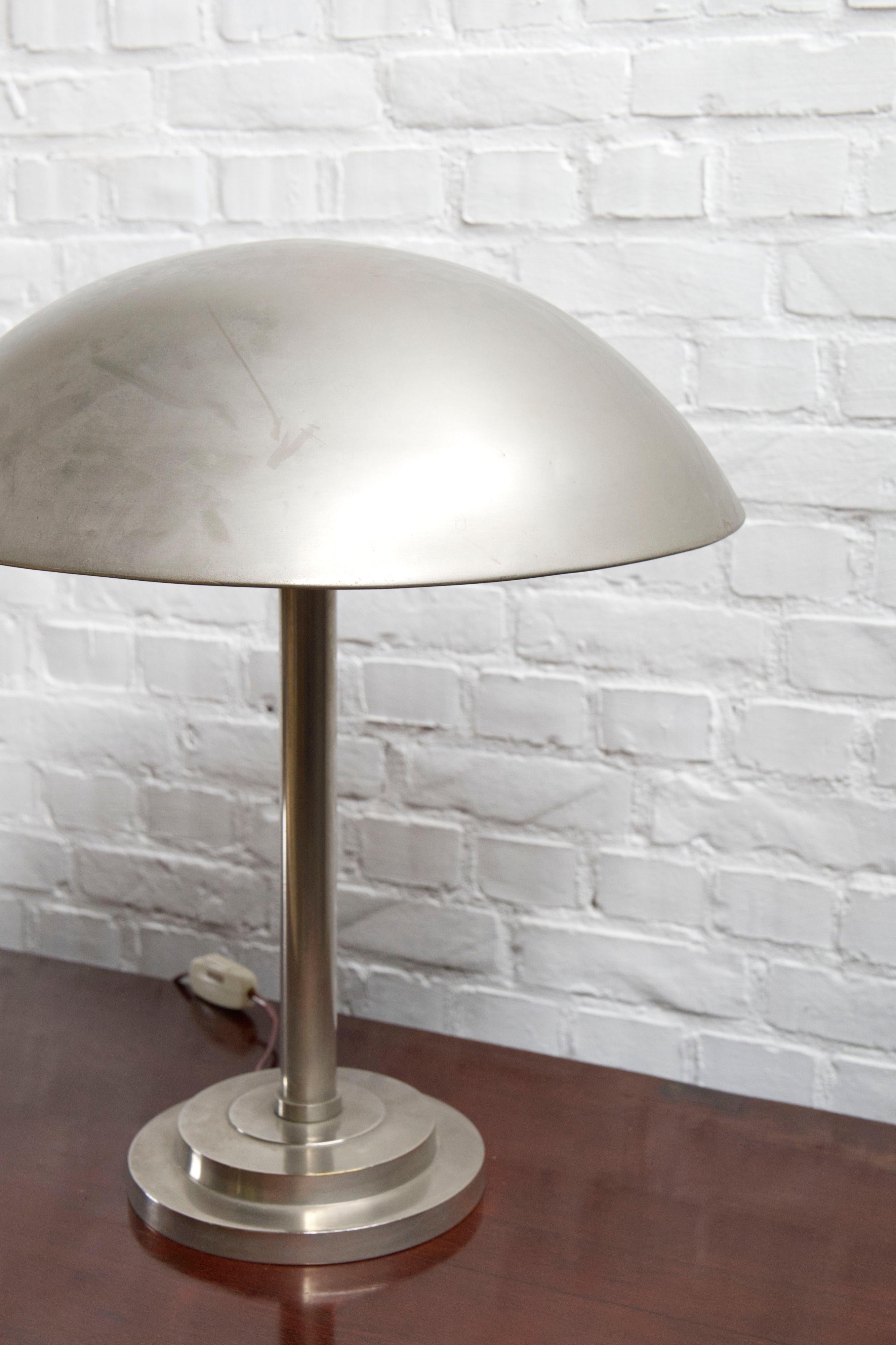Grande lampada da tavolo Bauhaus nichelata, anni '20 in vendita 8