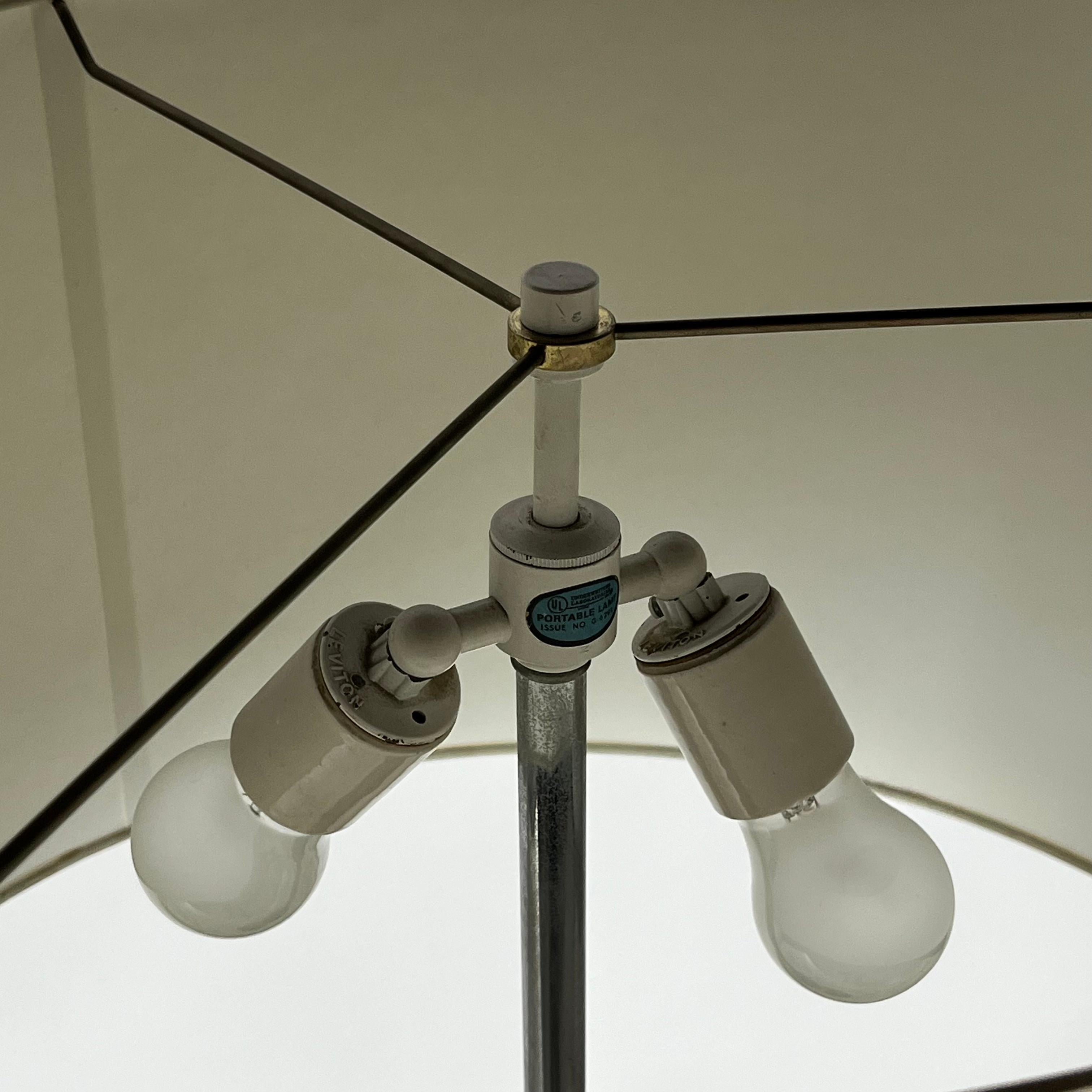 Große Tisch- oder Schreibtischlampe aus Chrom und Marmor im Bauhaus- oder Art-déco-Stil im Angebot 1