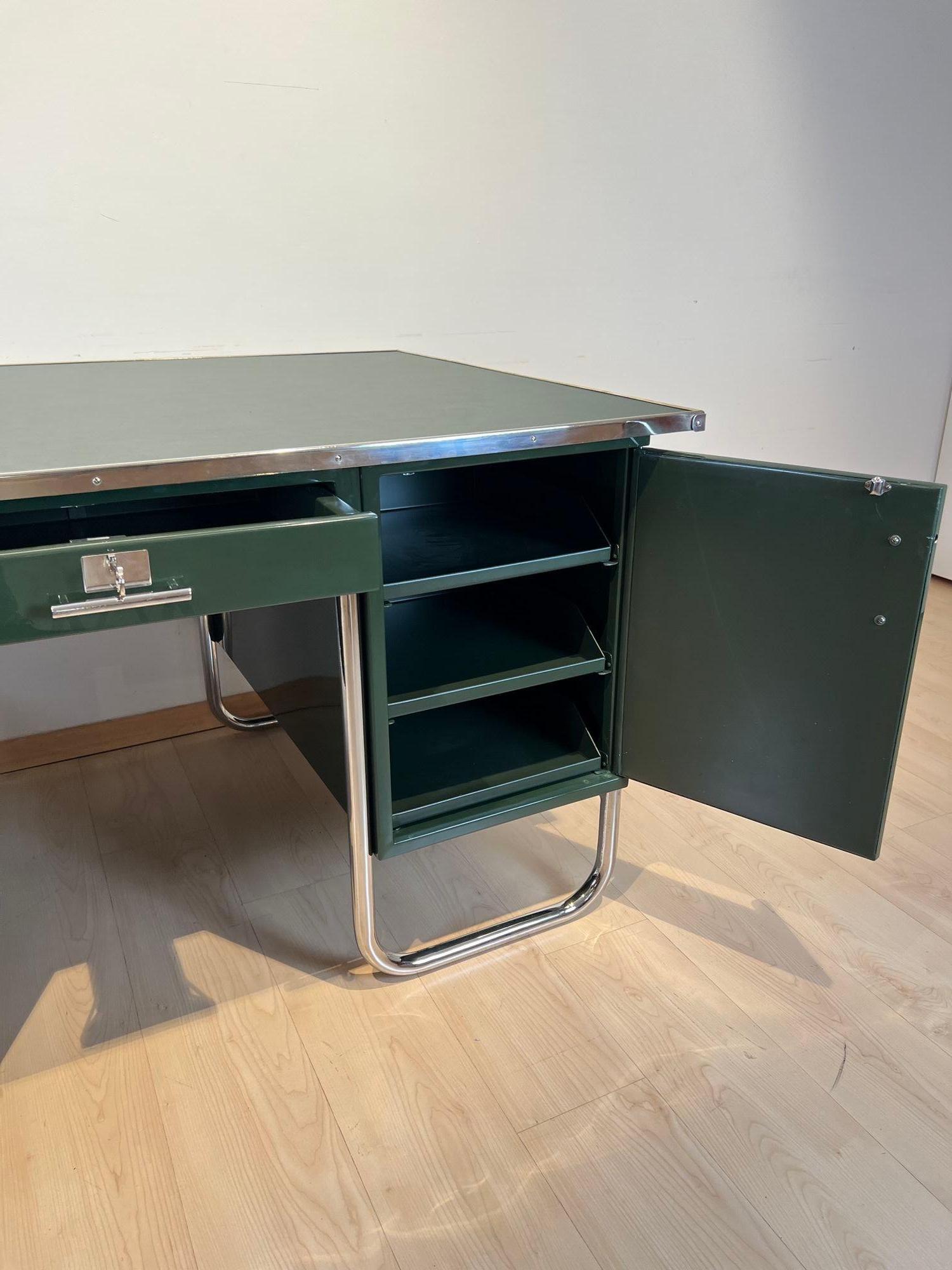 Large Bauhaus Partners Desk, Green Lacquer, Metal, Steeltube, Germany circa 1930 For Sale 1