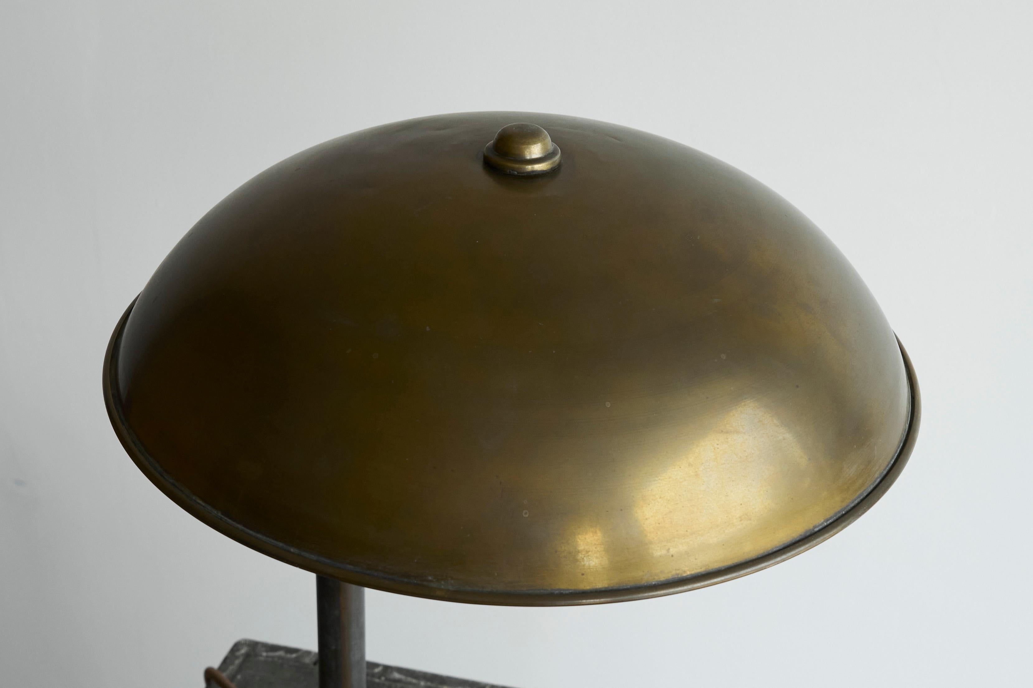 Large Bauhaus Style Table Lamp in Patinated Brass 1930s For Sale 3