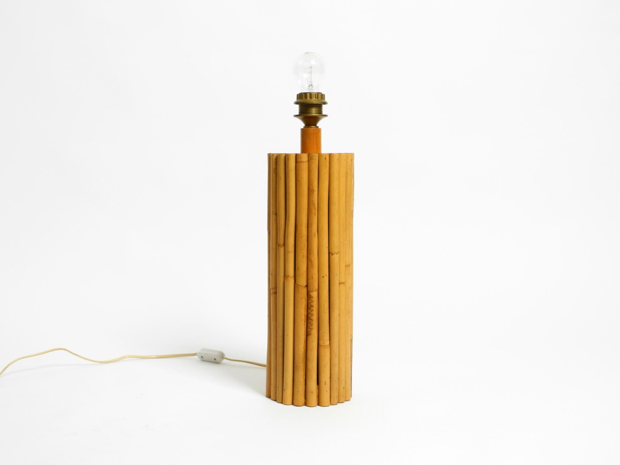 Bamboo Large beautiful 1970s Italian bamboo table lamp with large oiled paper shade For Sale