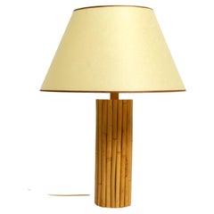 Große schöne italienische Bambus-Tischlampe aus den 1970er Jahren mit großem geöltem Papierschirm